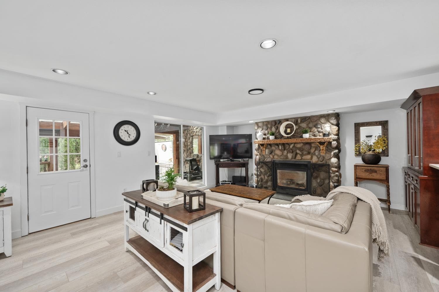 22186 124th Avenue, Maple Ridge, V2X 4J3 — photo 3