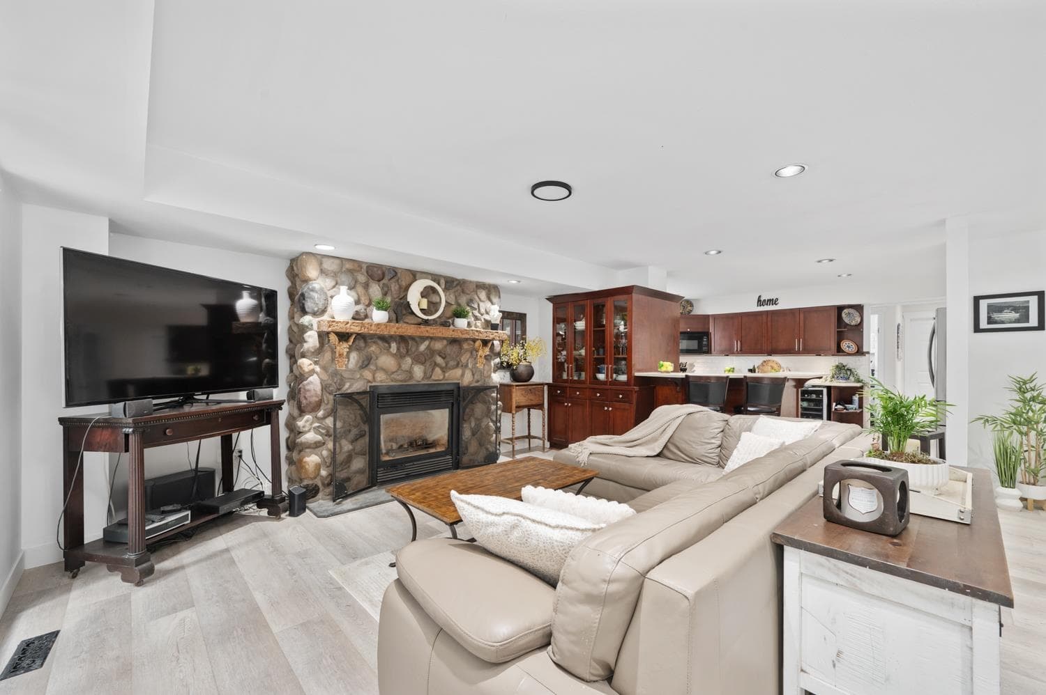 22186 124th Avenue, Maple Ridge, V2X 4J3 — photo 4