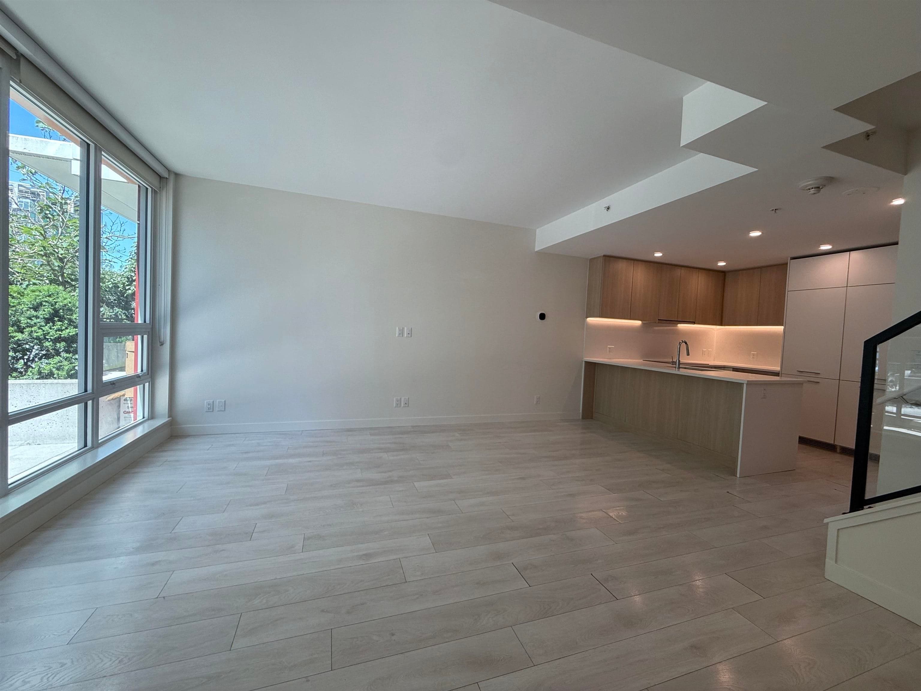 TH10 - 10388 133 Street, Surrey, V3T 0R2 — photo 3