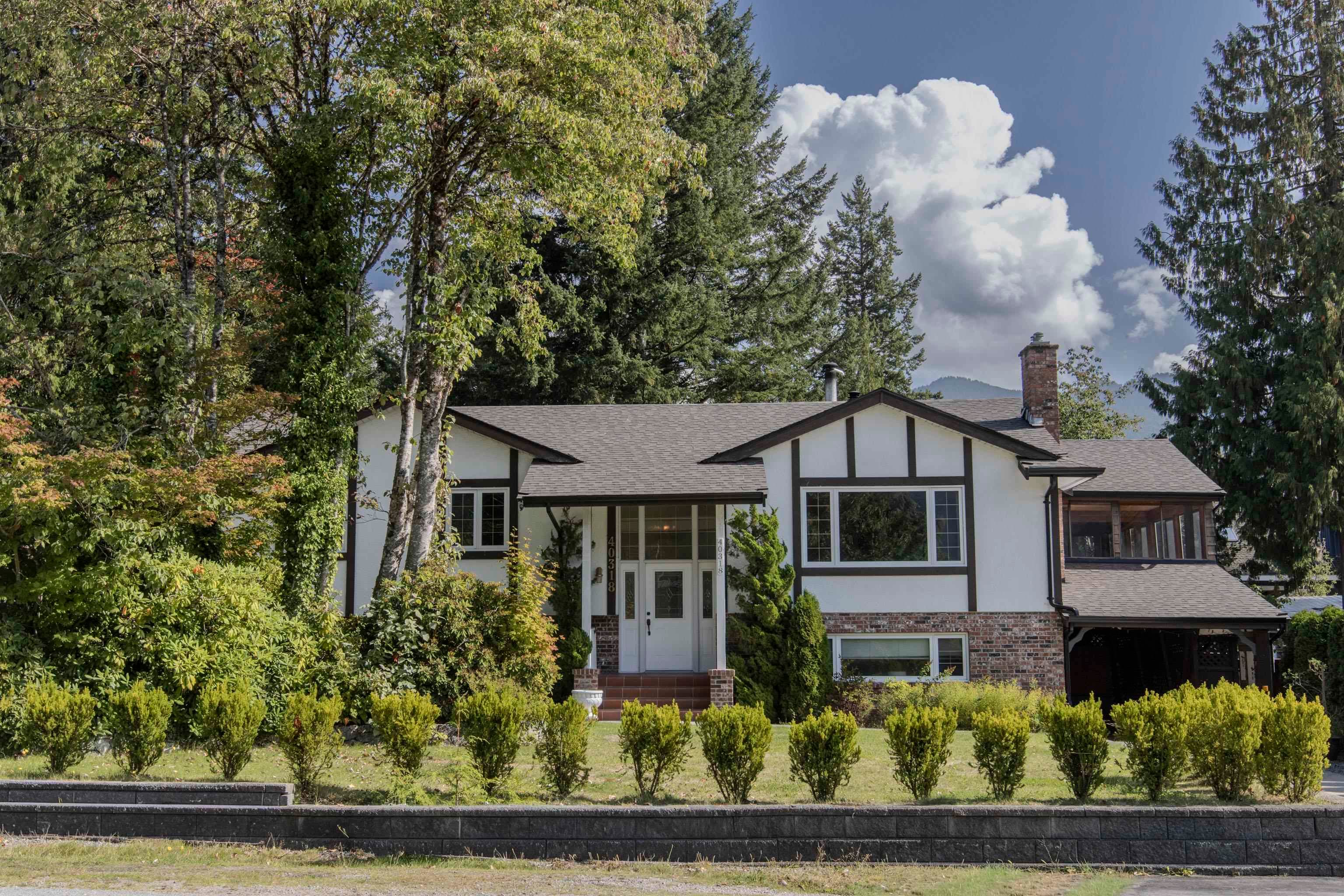 40318 Braemar Drive, Squamish, V0N 1T0 — photo 1