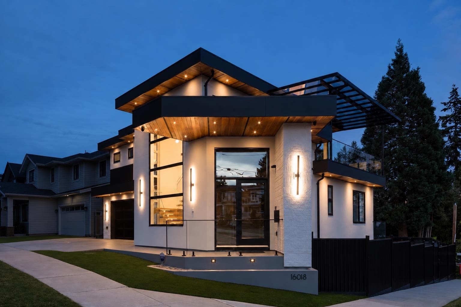 16018 9a Avenue, Surrey, V4A 9A7 — photo 2