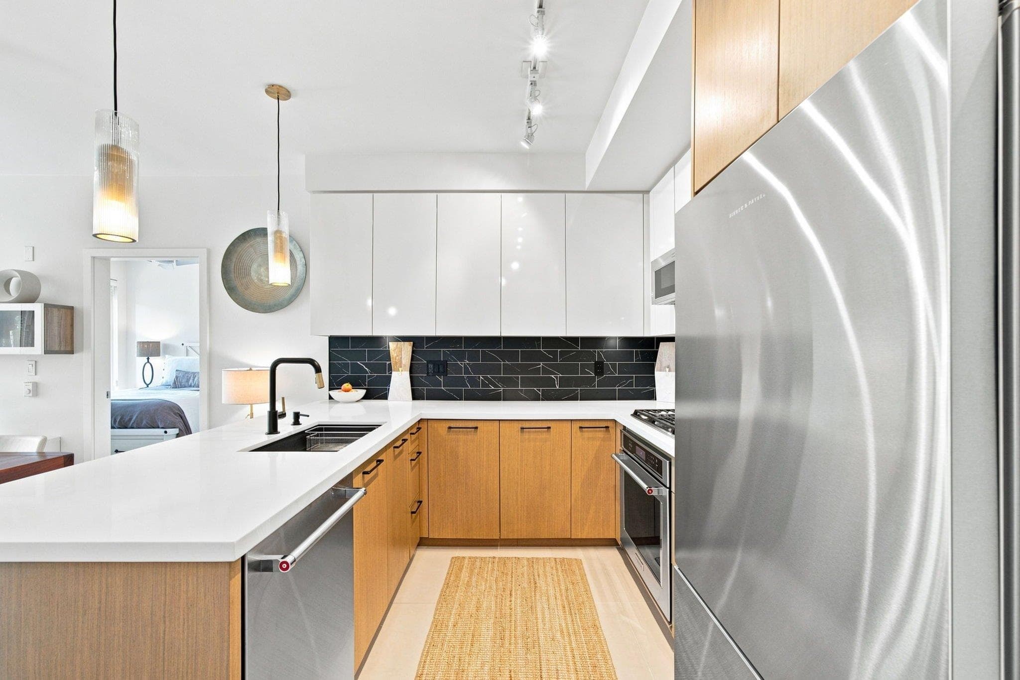 318 - 22 E Royal Avenue, New Westminster, V3L 0H1 — photo 2