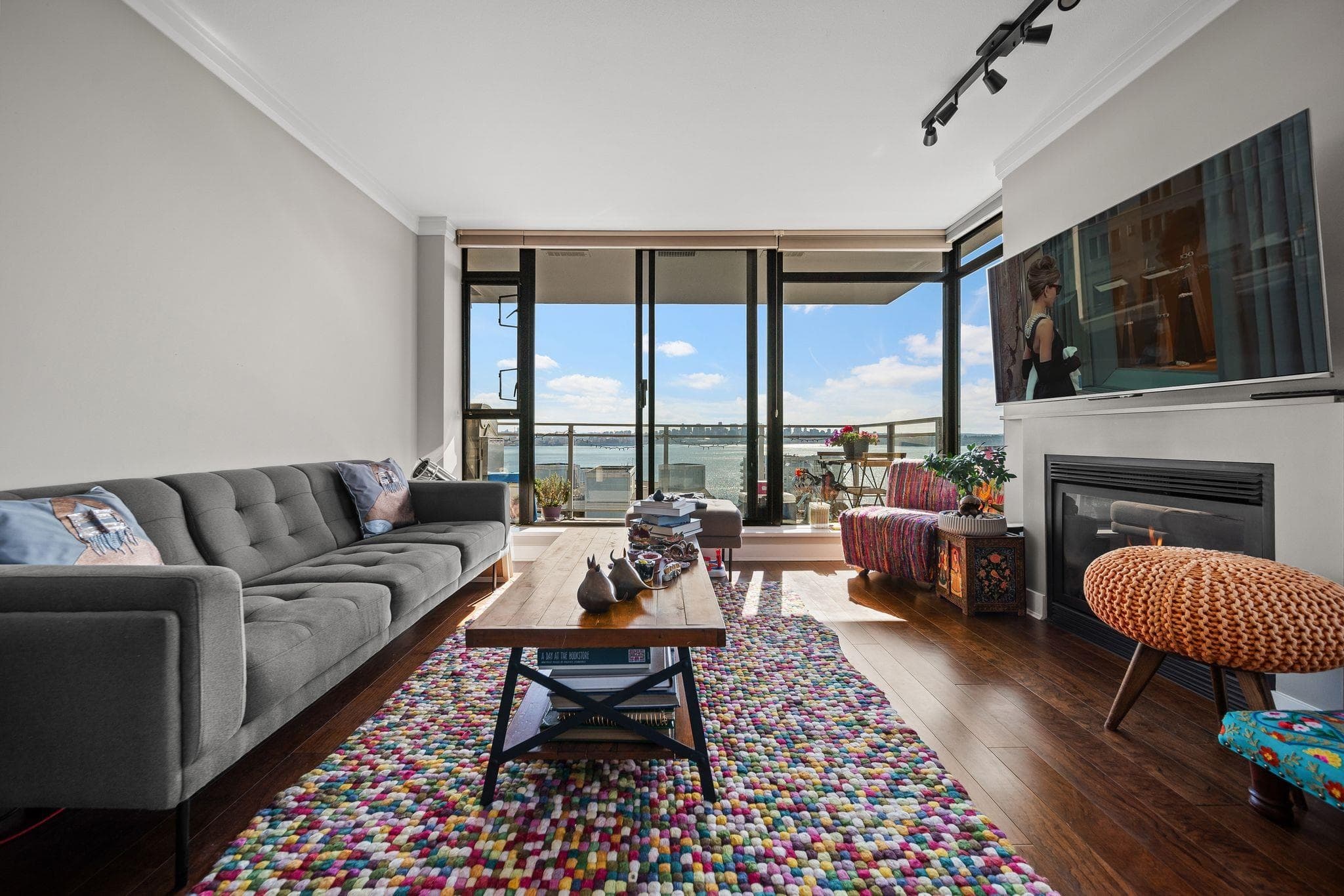 1404 - 155 W 1st Street, North Vancouver, V7M 3N8 — photo 3