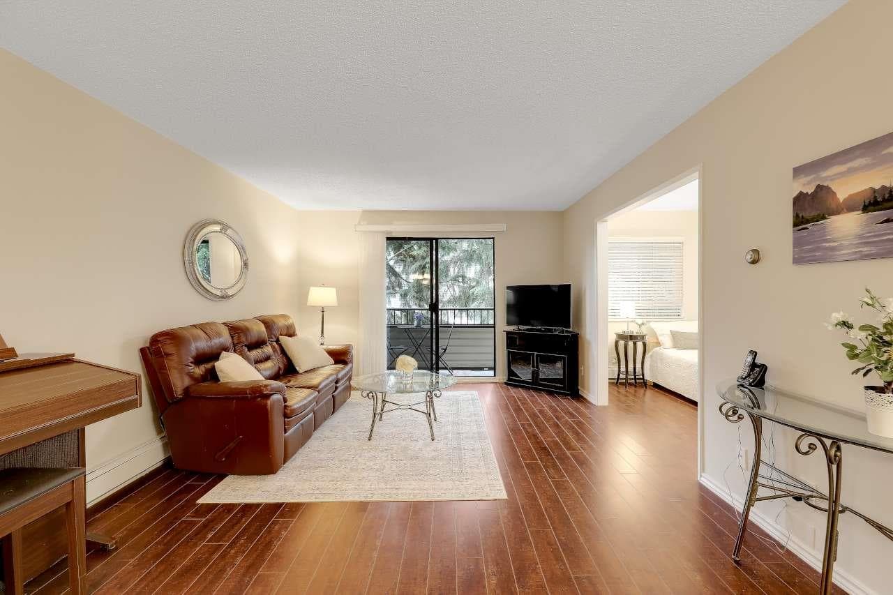 211 - 20460 54 Avenue, Langley, V3A 6N6 — photo 2