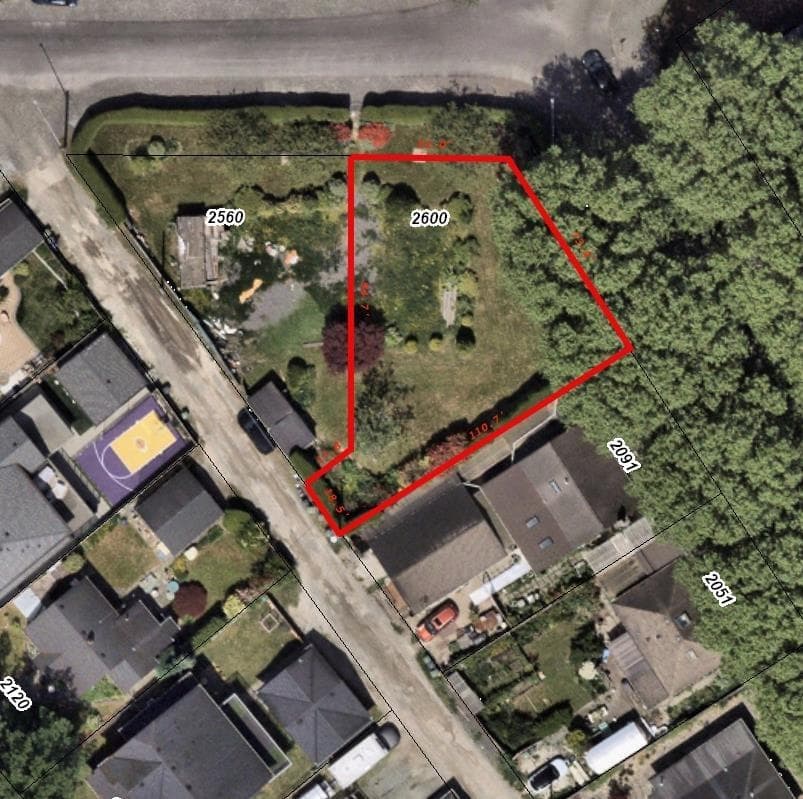 2600 Wellington Crescent, Richmond