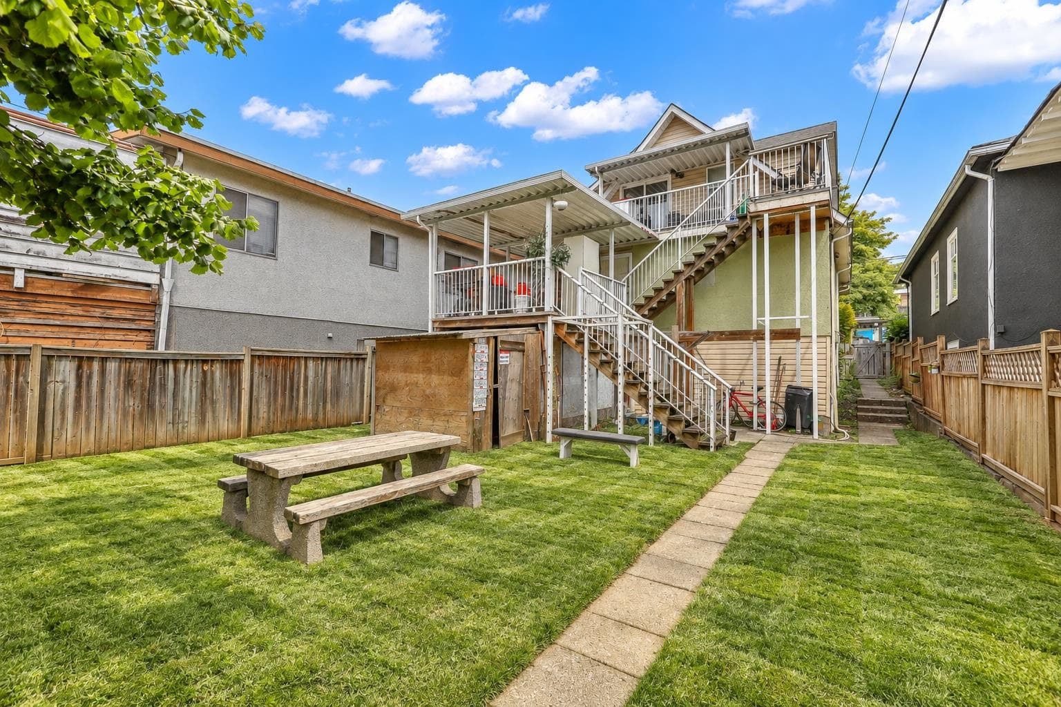 Top - 4265 Slocan Street, Vancouver, V5R 1Z2 — photo 5