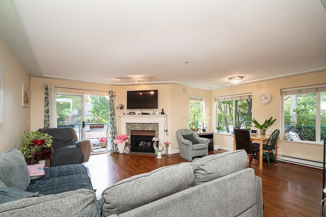 209 - 20443 53 Avenue, Langley, V3A 7A6 — photo 2