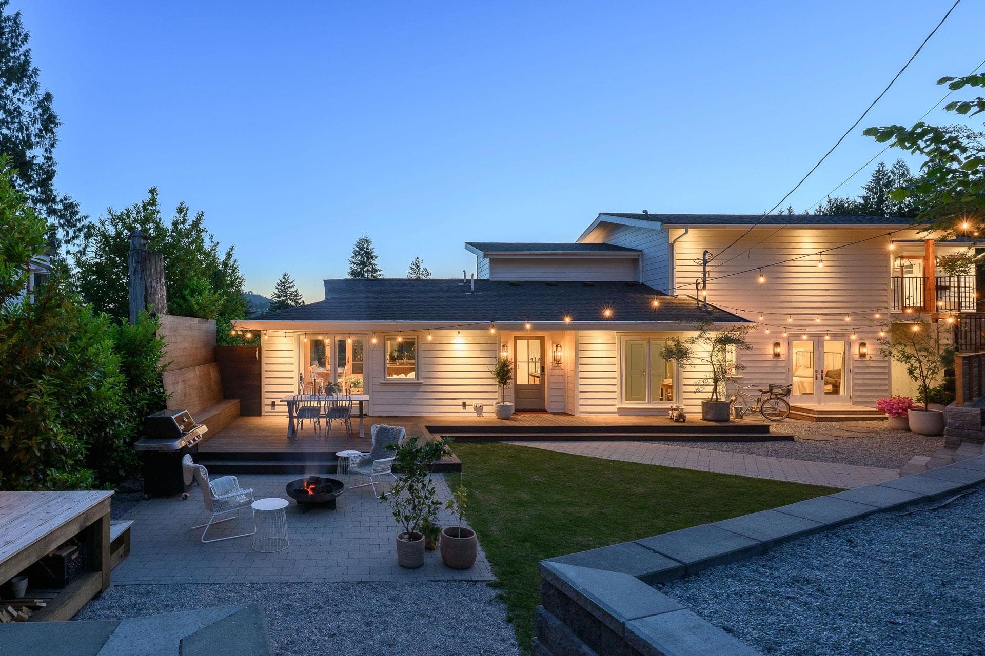 580 Ioco Road, Port Moody, V3H 2W2 — photo 3
