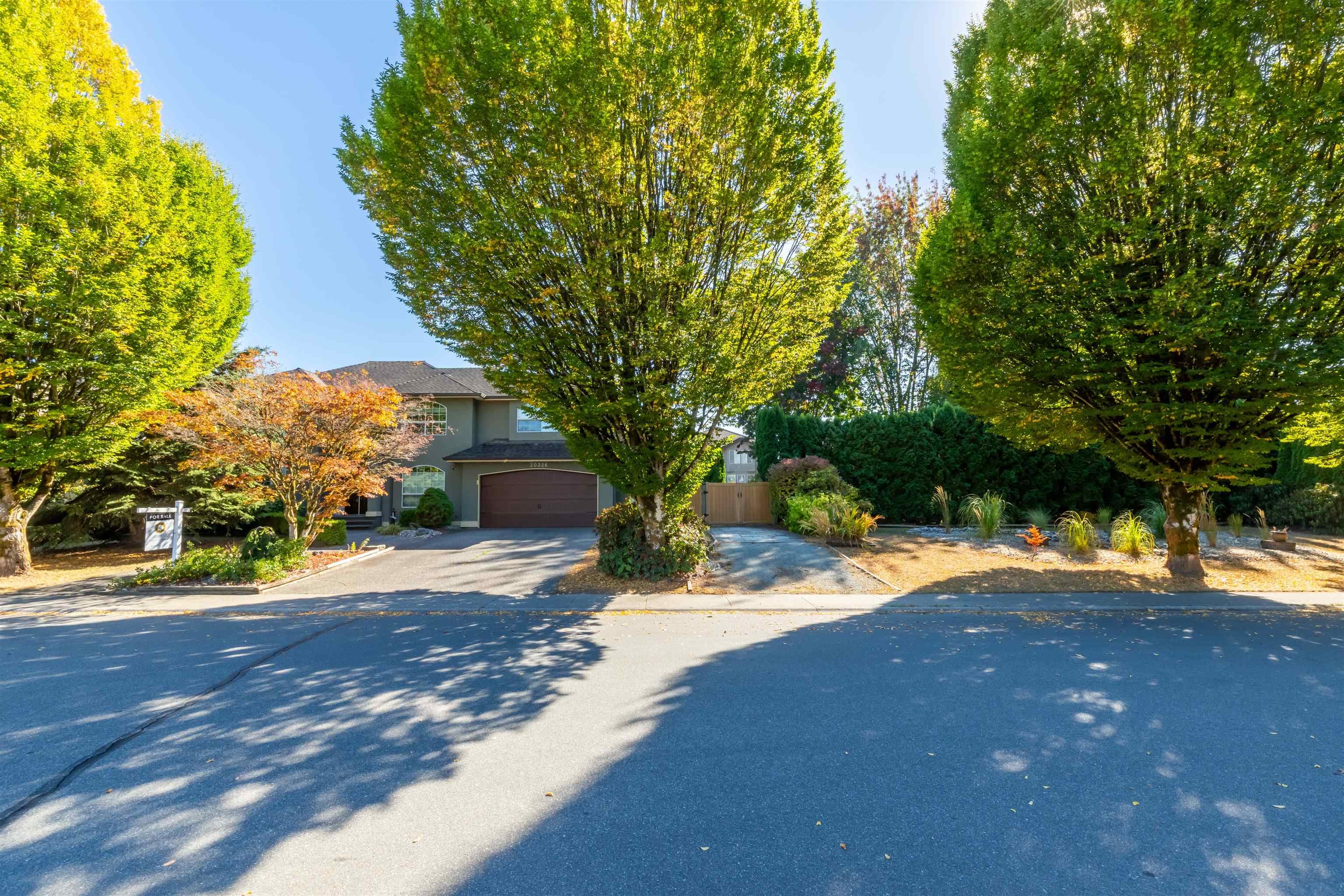 20326 92a Avenue, Langley, V1M 2M7 — photo 1