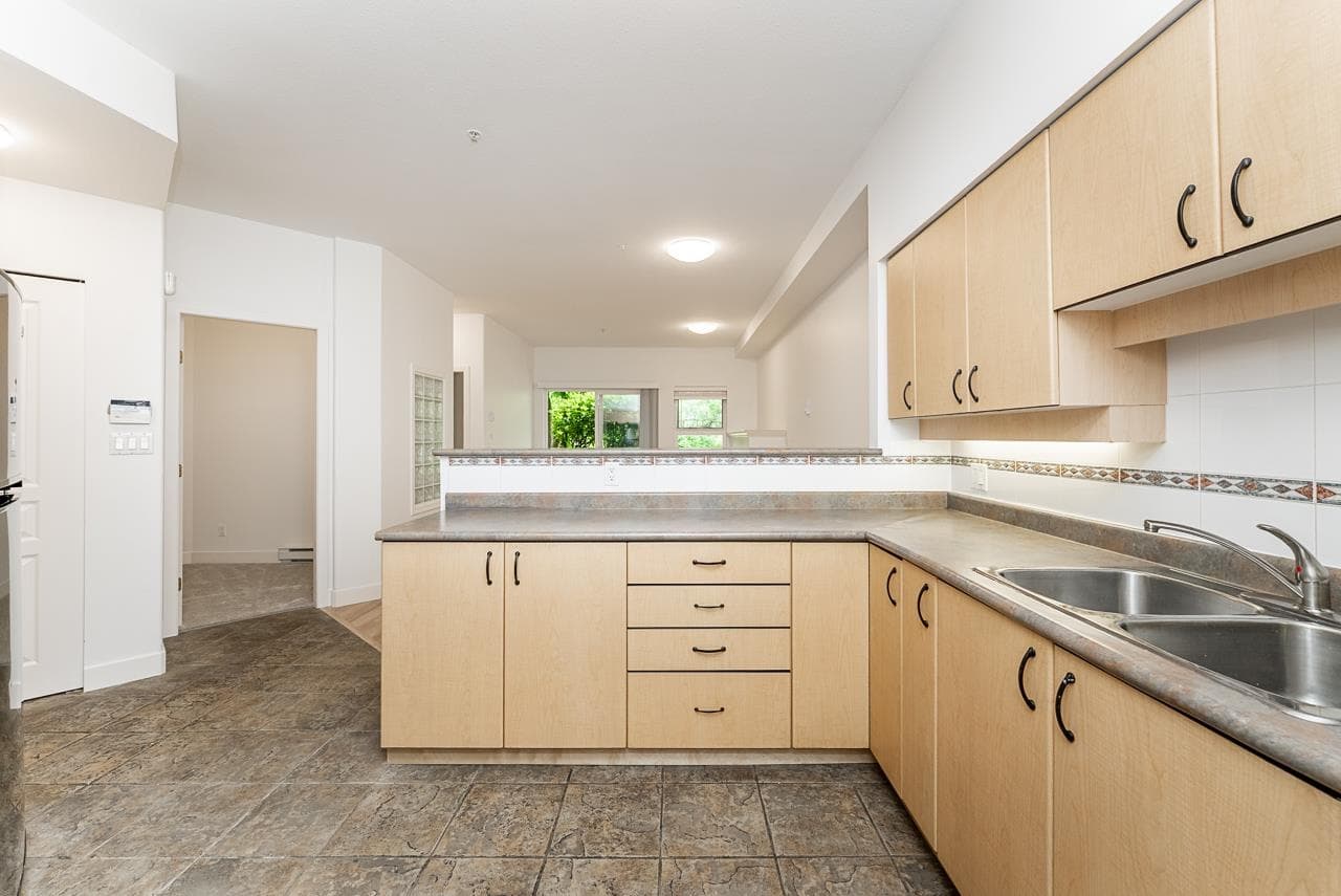 108 - 522 Smith Avenue, Coquitlam, V3J 7X7 — photo 5