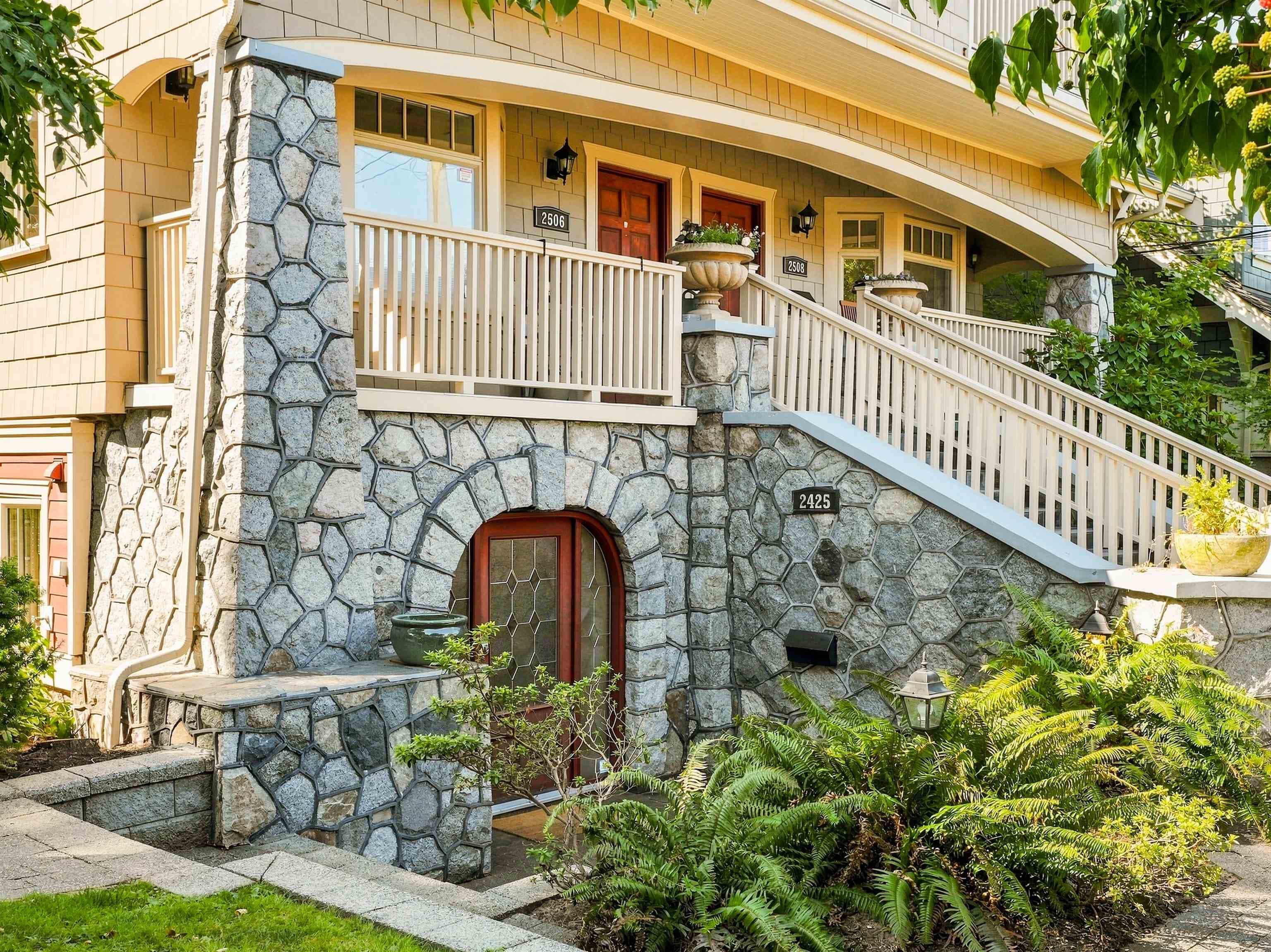 2425 Larch Street, Vancouver, V6K 0A3 — photo 3