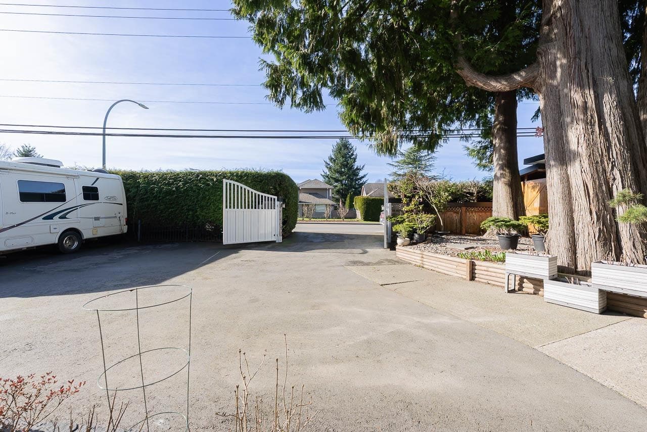 9252 204 Street, Langley, V1M 1B7 — photo 5