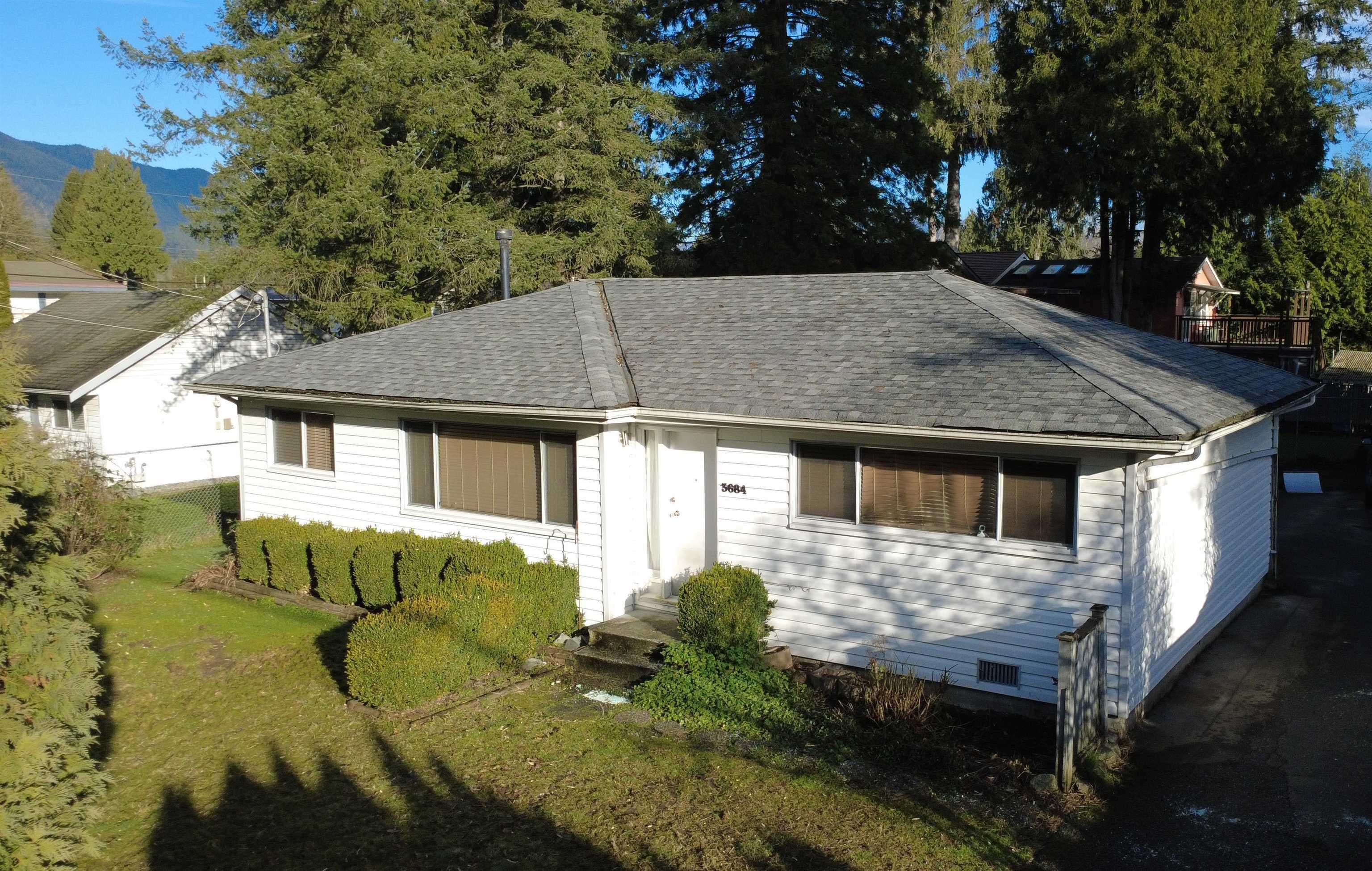 3684 Cedar Drive, Port Coquitlam, V3B 3C9 — photo 3