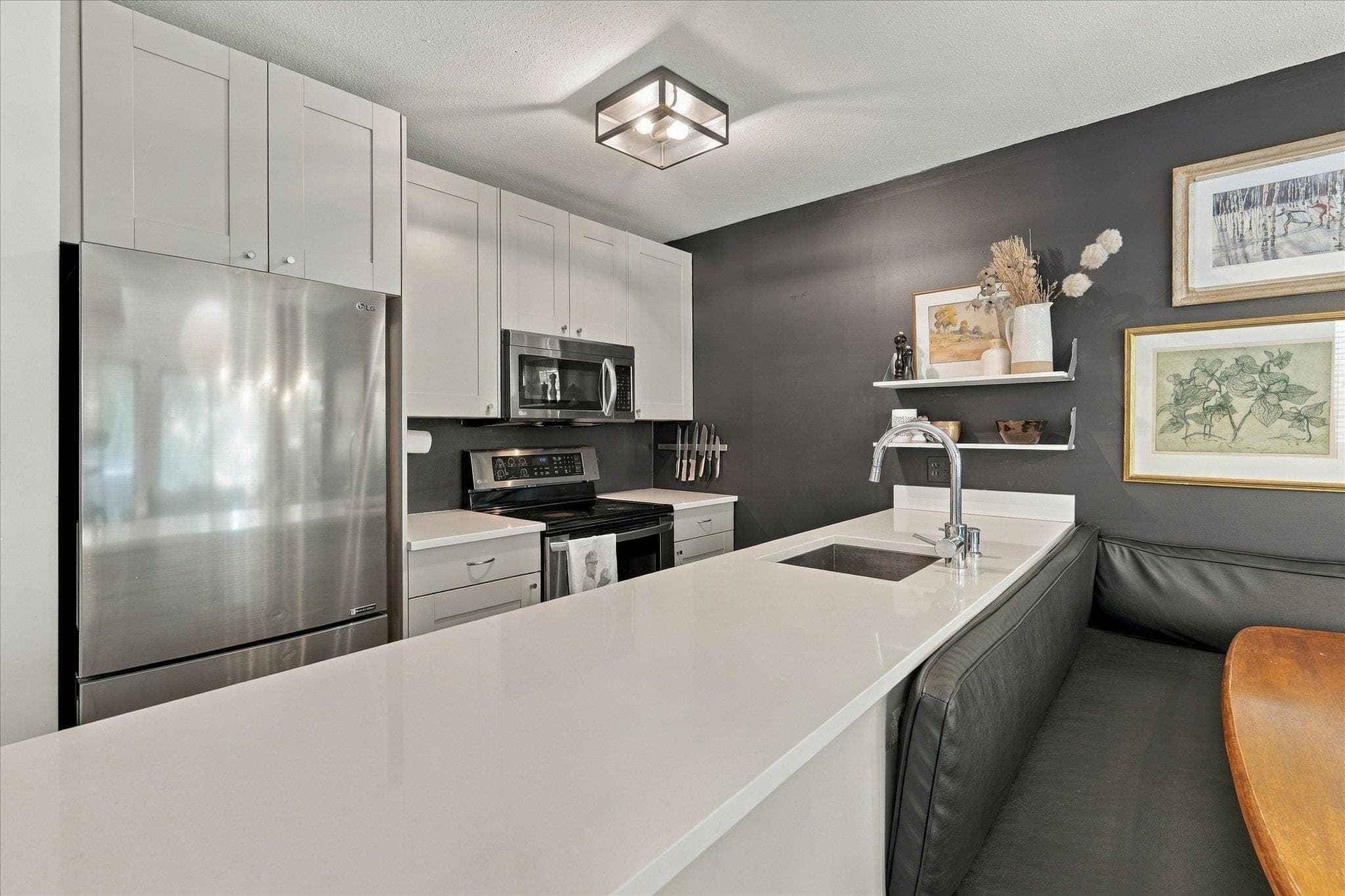 4 - 2014 London Lane, Whistler, V8E 0B6 — photo 5