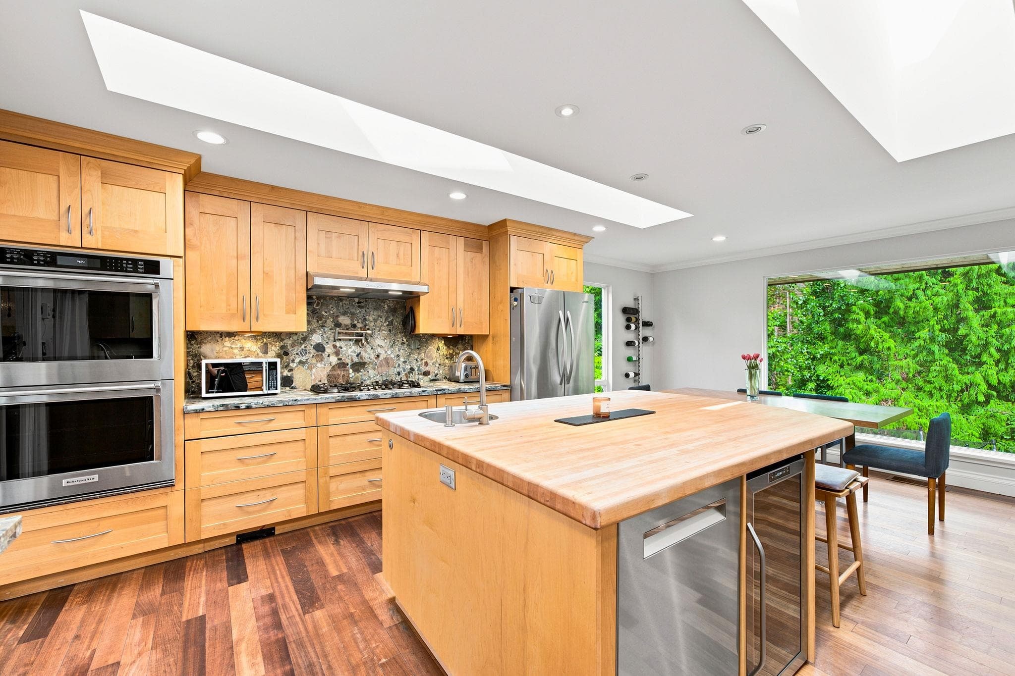 2360 Mackay Avenue, North Vancouver, V7P 2M9 — photo 3