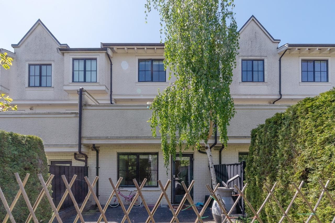 Studio - 6288 Eagles Drive, Vancouver, V6T 0A3 — photo 3
