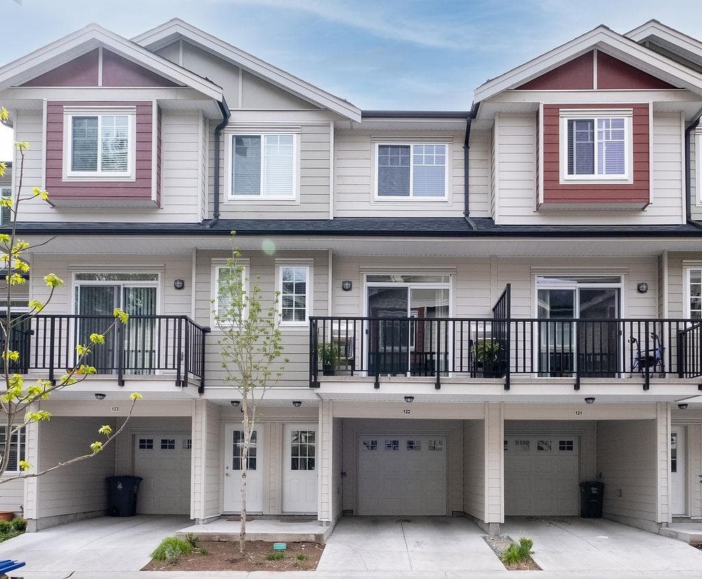 122 - 13898 64 Avenue, Surrey, V3W 1L6 — photo 1