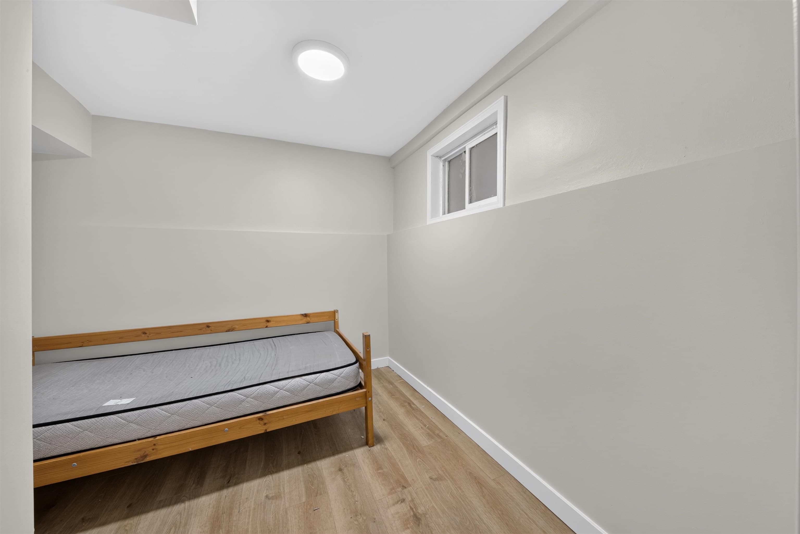 4116 Gilpin Crescent, Burnaby, V5G 2K2 — photo 5