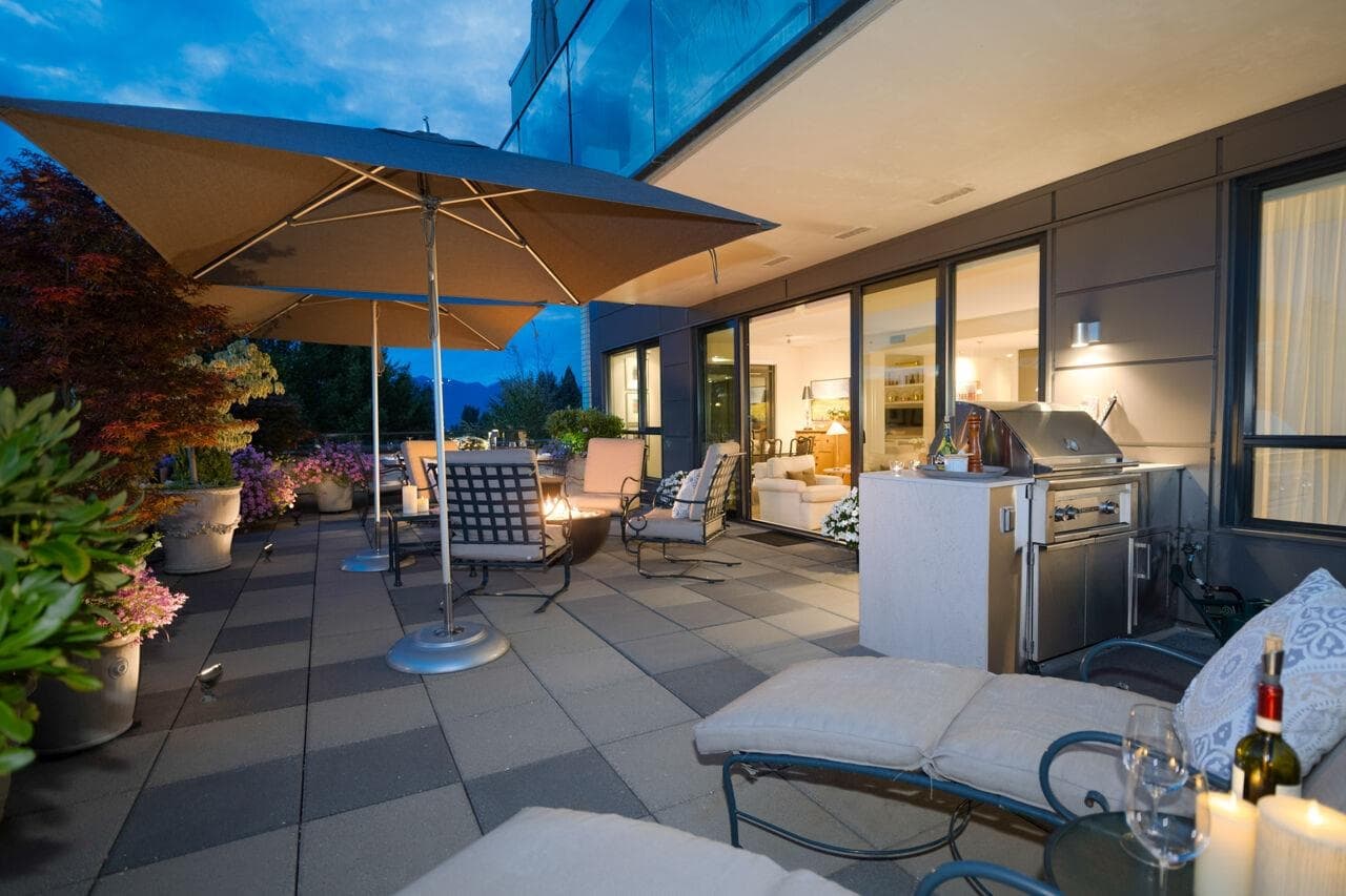302 - 4427 Cambie Street, Vancouver, V5Z 2Y8 — photo 1