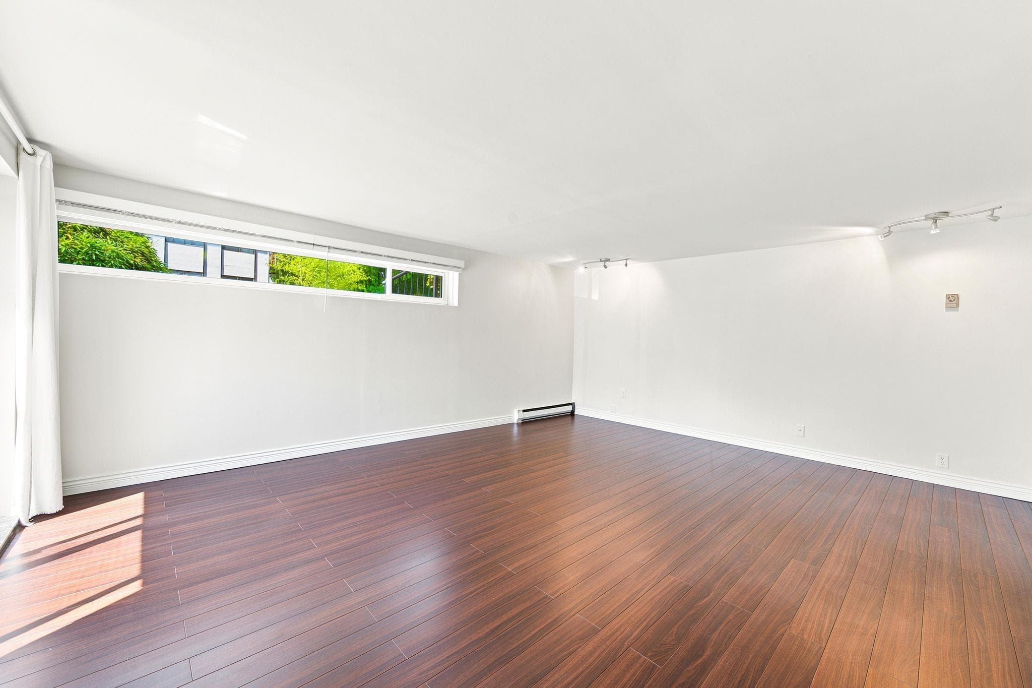 338 St. Georges Avenue, North Vancouver, V7L 3G9 — photo 5