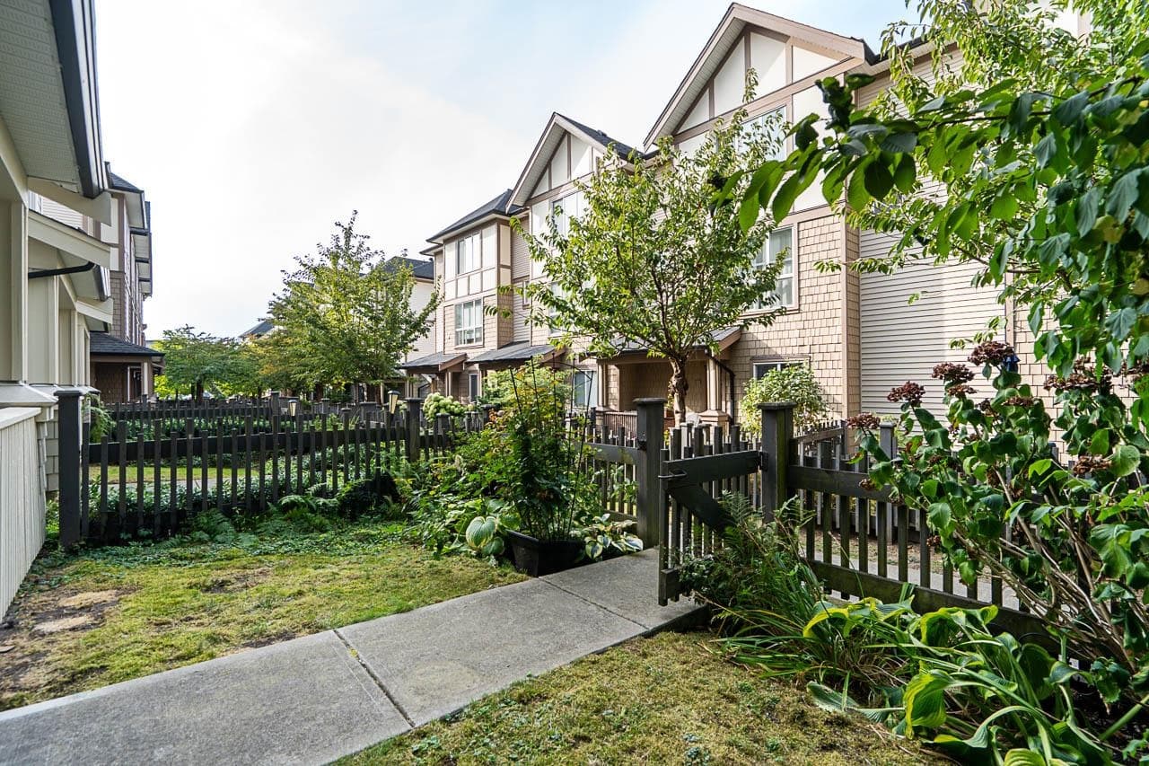 107 - 7848 209 Street, Langley, V2Y 0M4 — photo 2