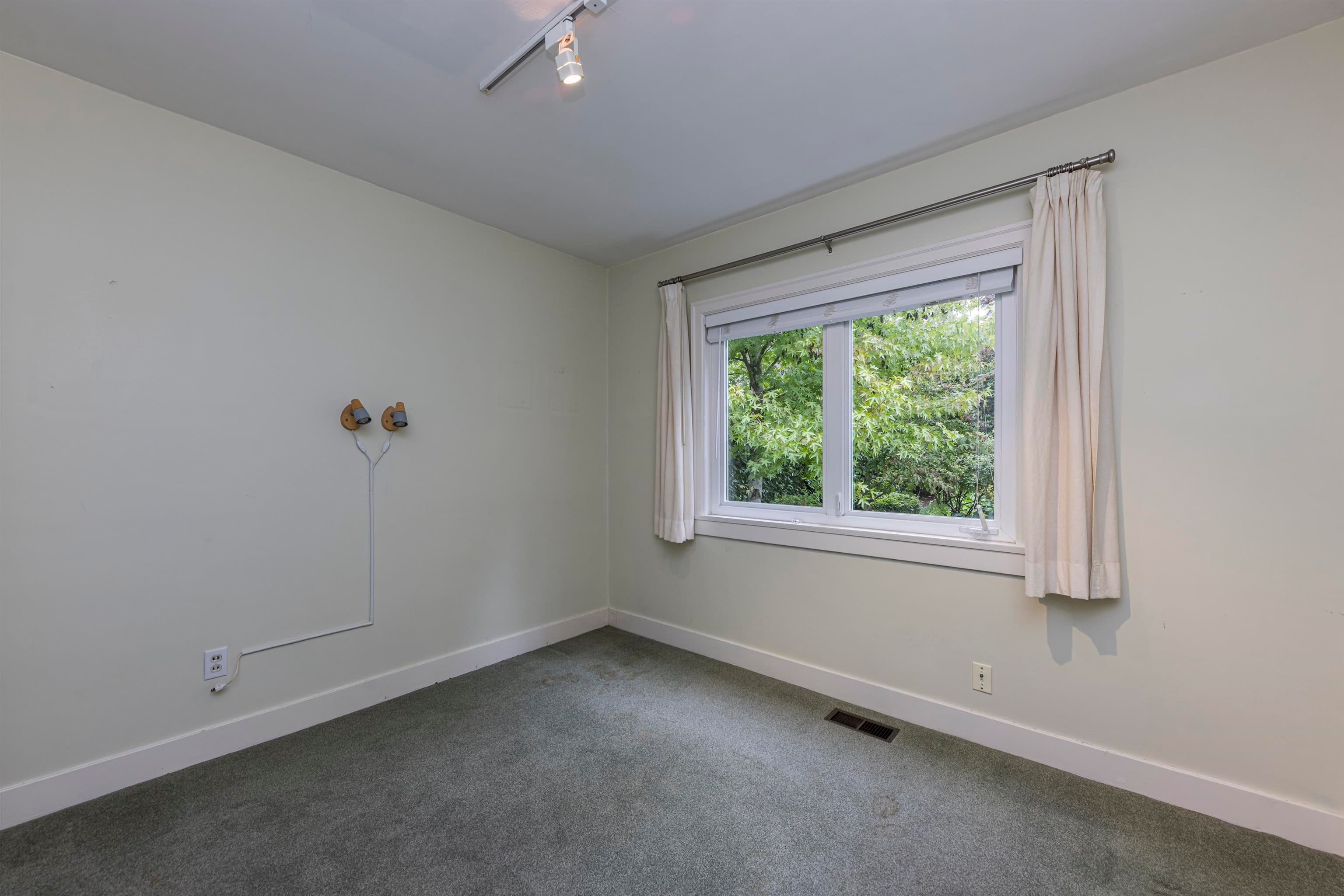 1848 Duchess Avenue, West Vancouver, V7V 1R1 — photo 3