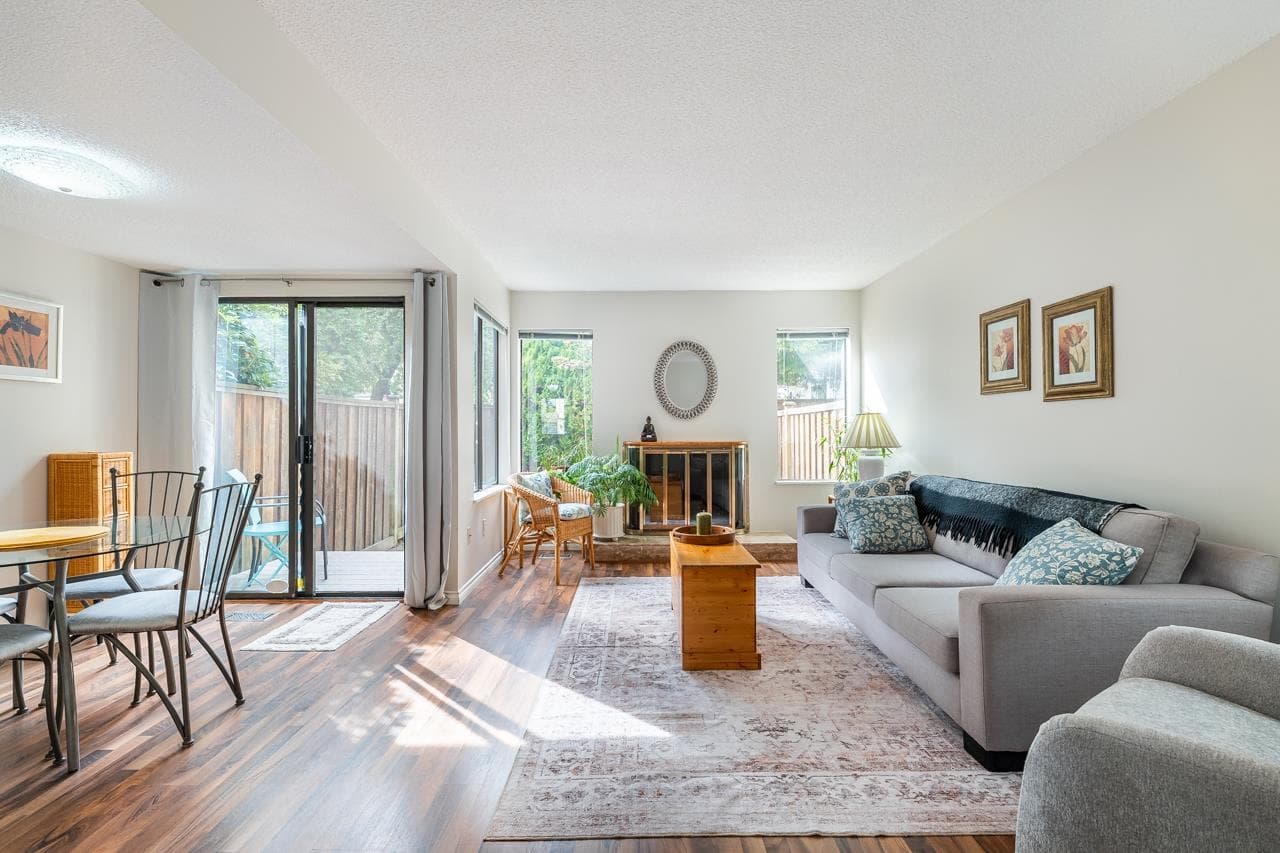 25 - 9346 128 Street, Surrey, V3V 6A4 — photo 4