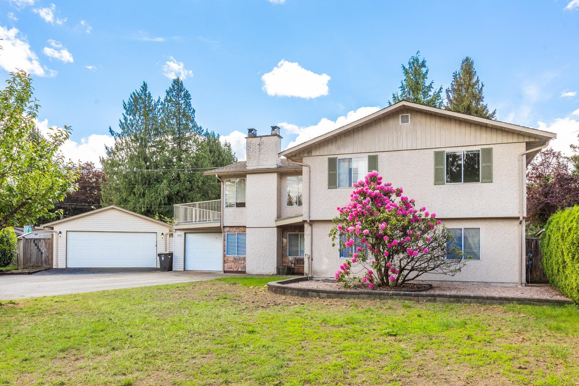 20554 43a Avenue, Langley, V3A 3C8 — photo 2