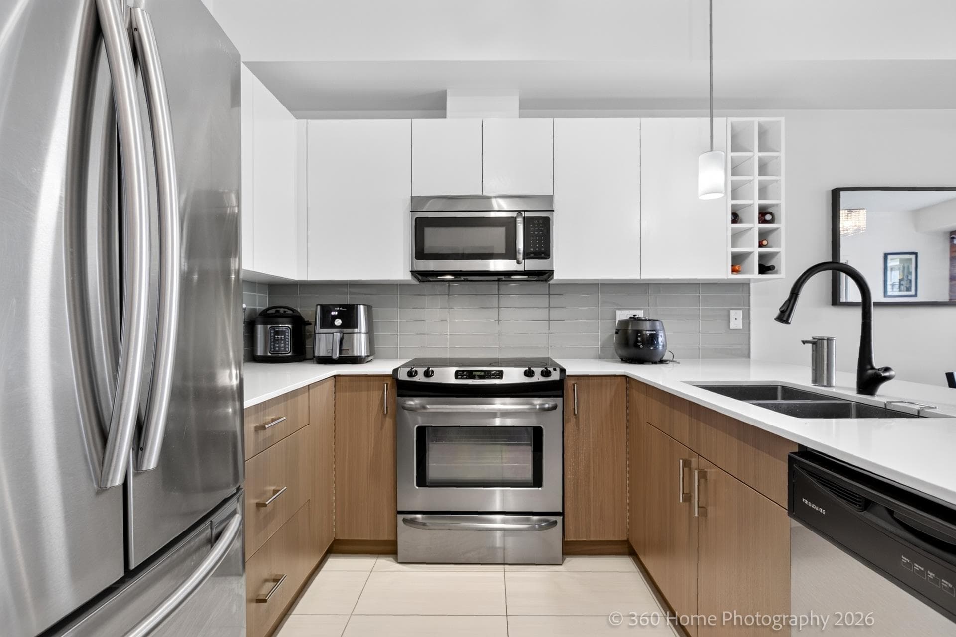 202 - 5288 Grimmer Street, Burnaby, V5H 0C5 — photo 4