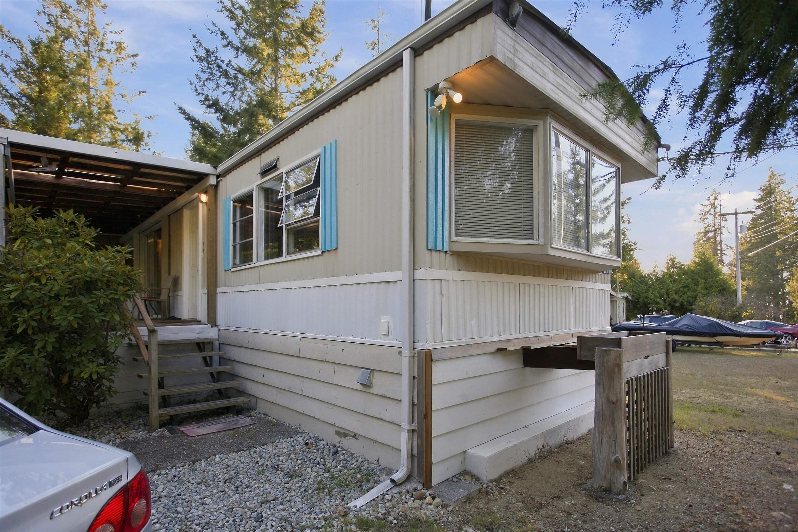 5206 Summit Road, Madeira Park, V0N 2H1 — photo 5