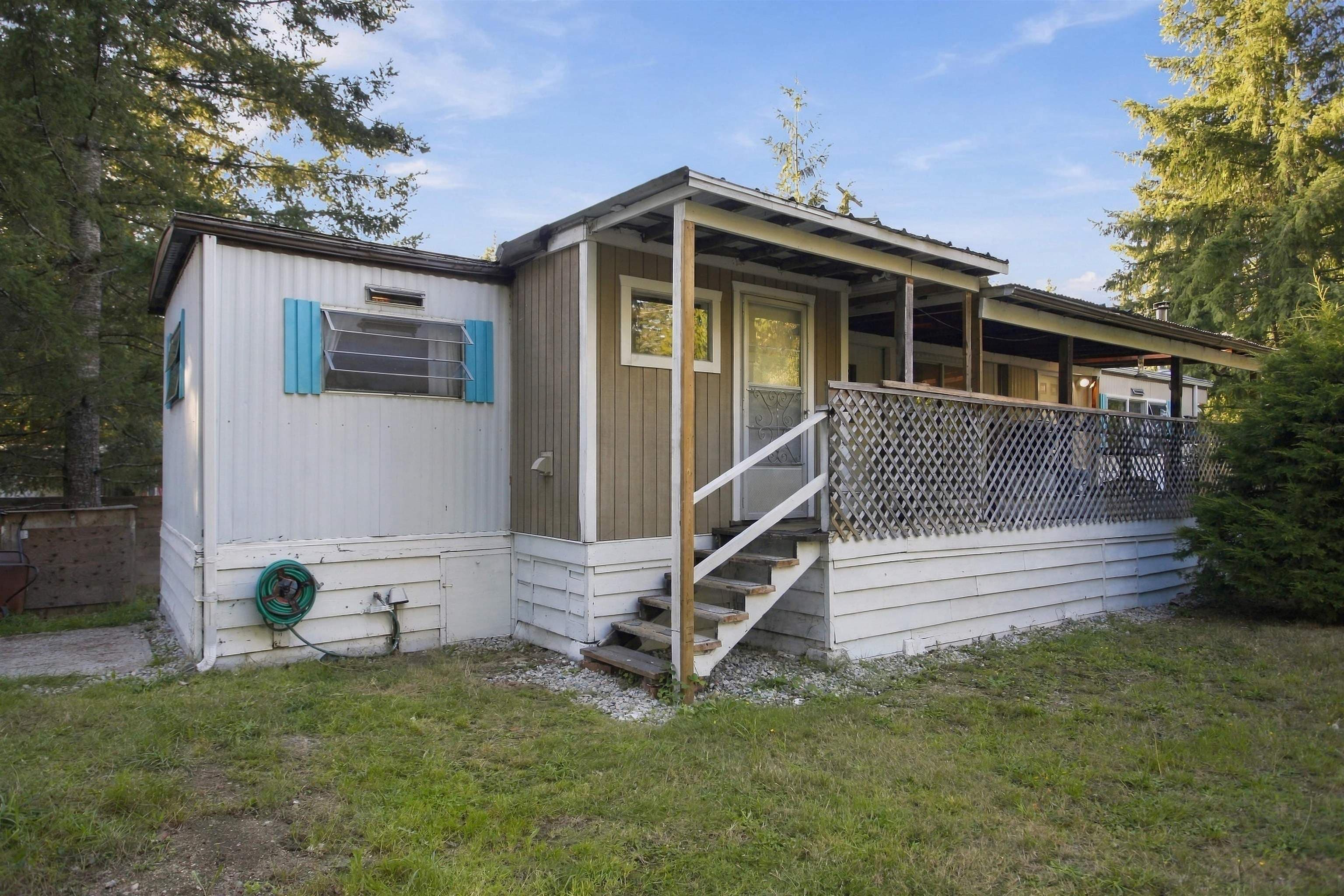 5206 Summit Road, Madeira Park, V0N 2H1 — photo 4