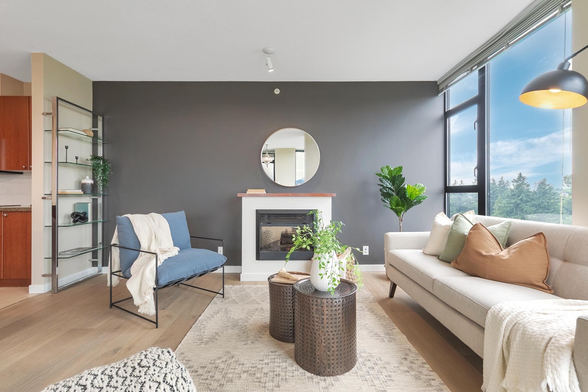 2203 - 15 E Royal Avenue, New Westminster, V3L 0A9 — photo 3