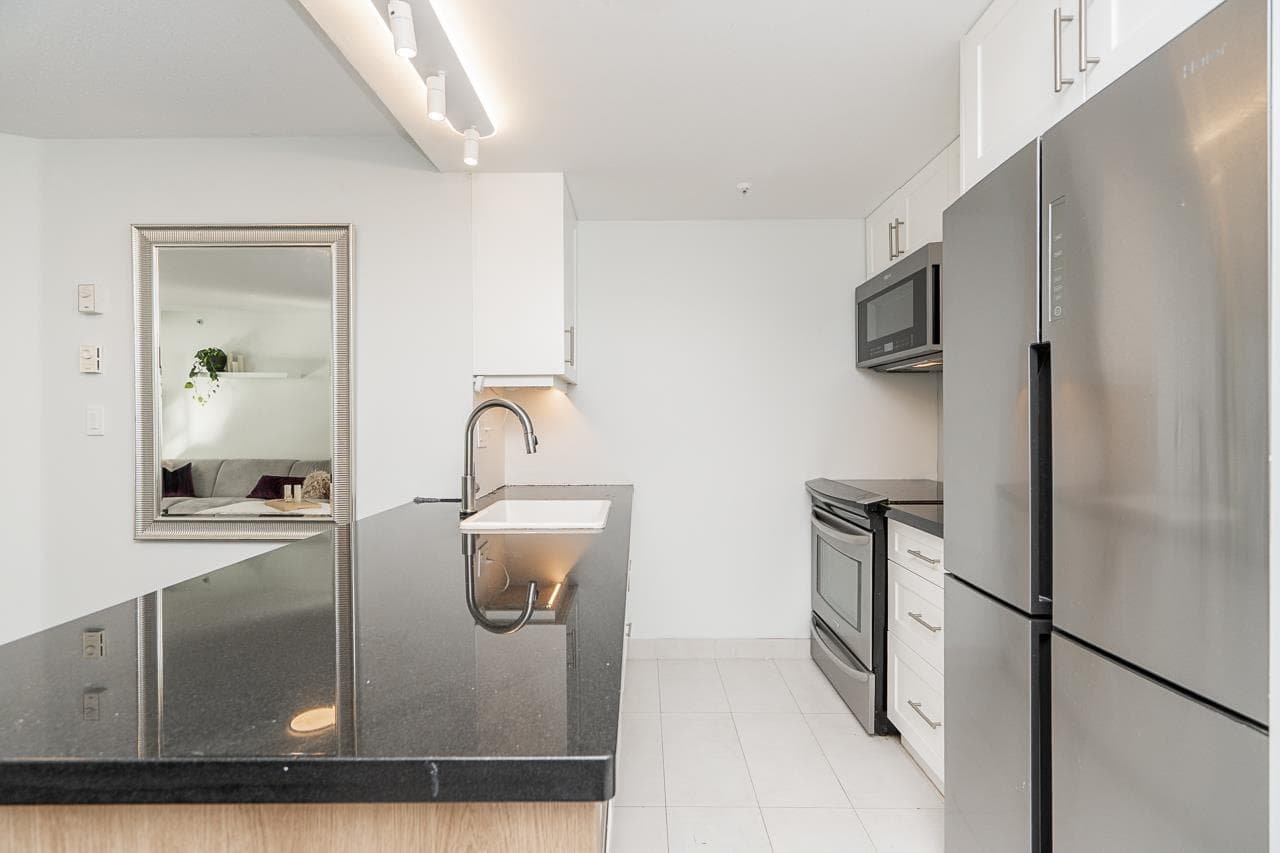 403 - 811 Helmcken Street, Vancouver, V6Z 1B1 — photo 4