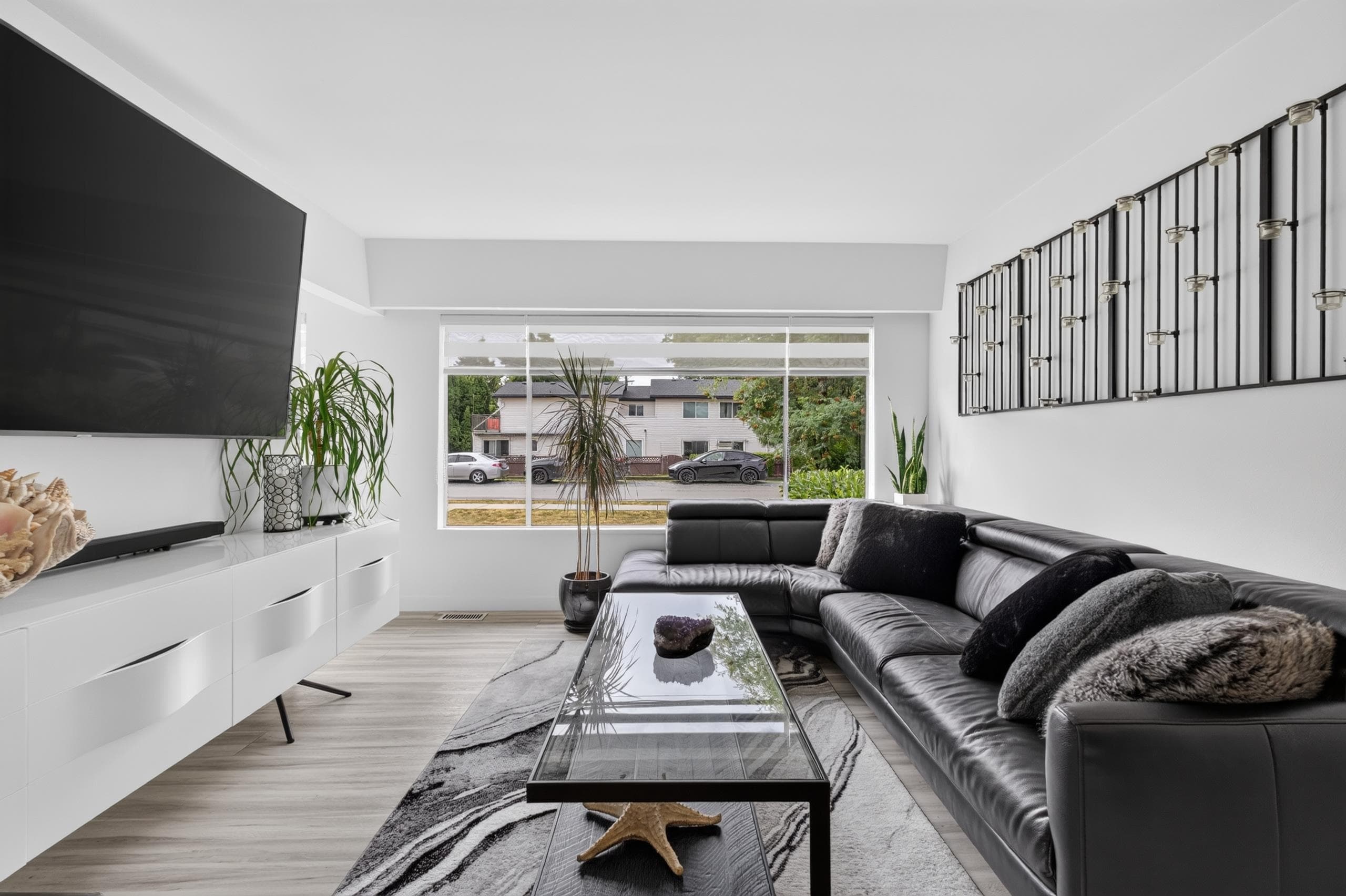2141 Fraser Avenue, Port Coquitlam, V3B 1N7 — photo 5