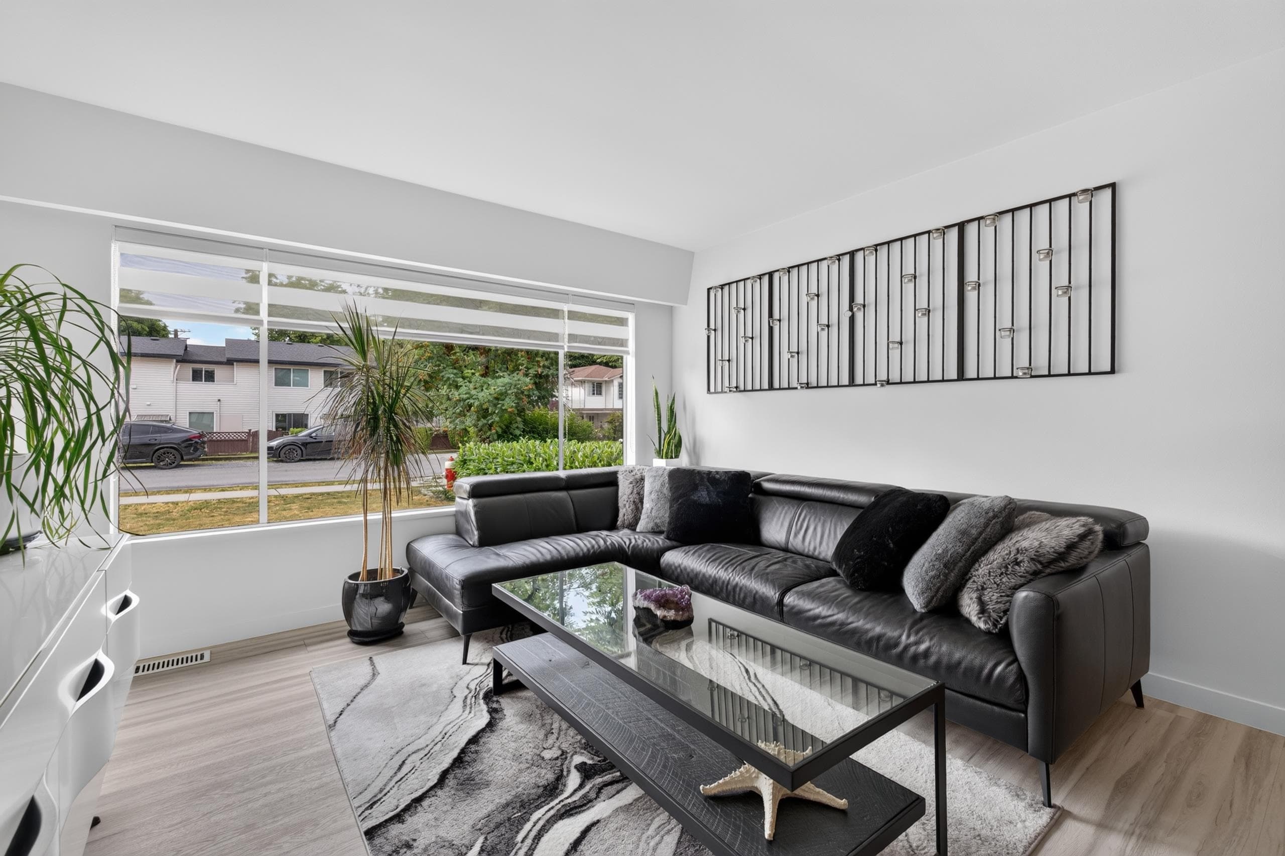 2141 Fraser Avenue, Port Coquitlam, V3B 1N7 — photo 4