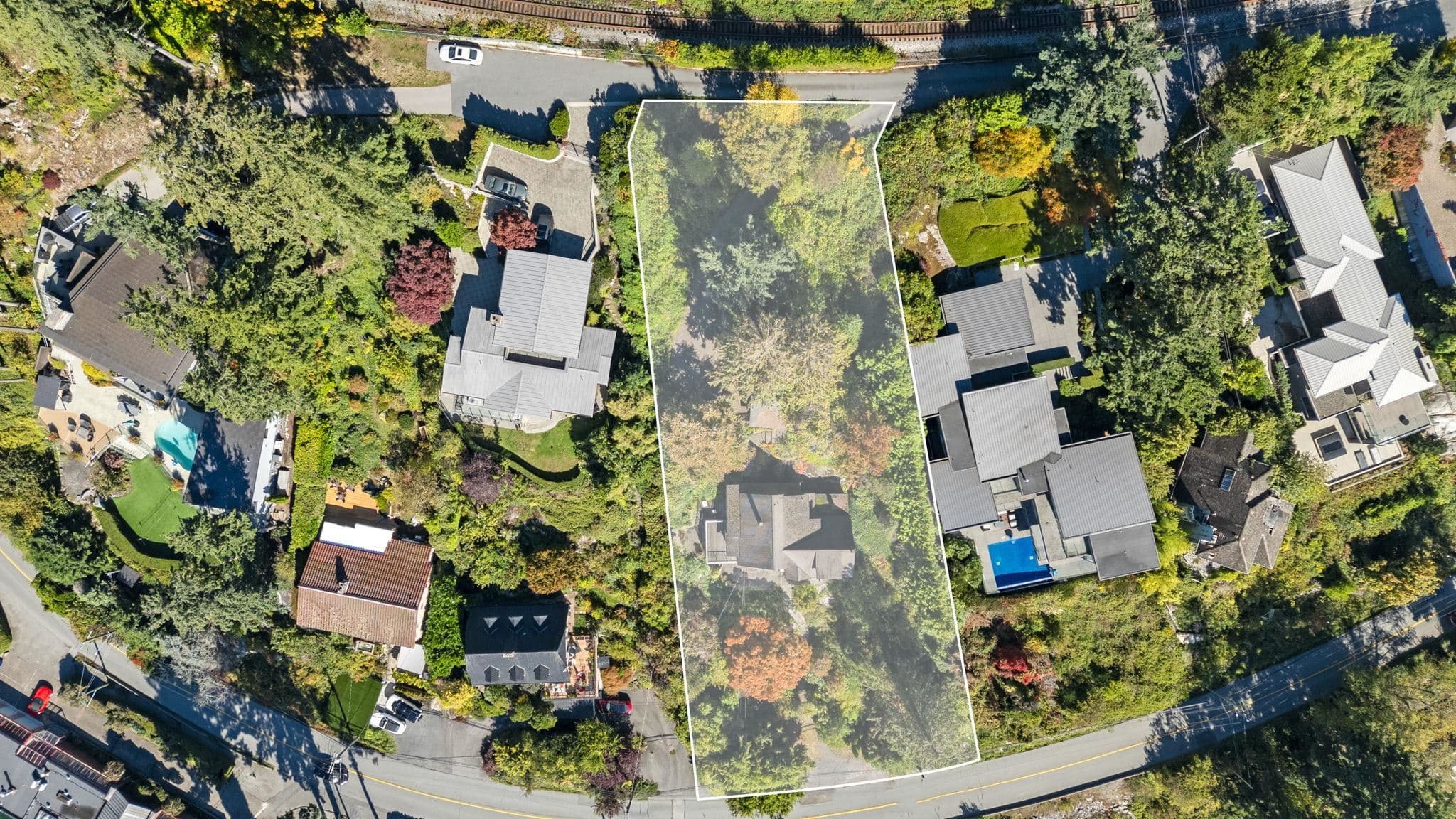 3721 Sunset Lane, West Vancouver, V7V 1N3 — photo 2