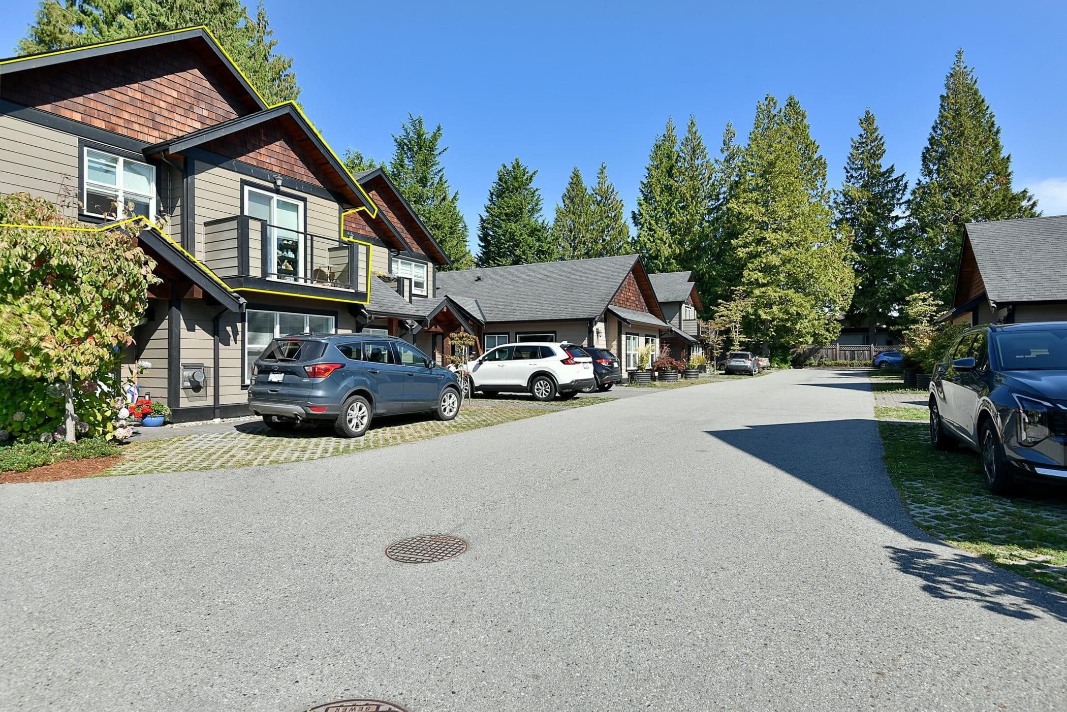 208 - 518 Shaw Road, Gibsons, V0N 1V8 — photo 2