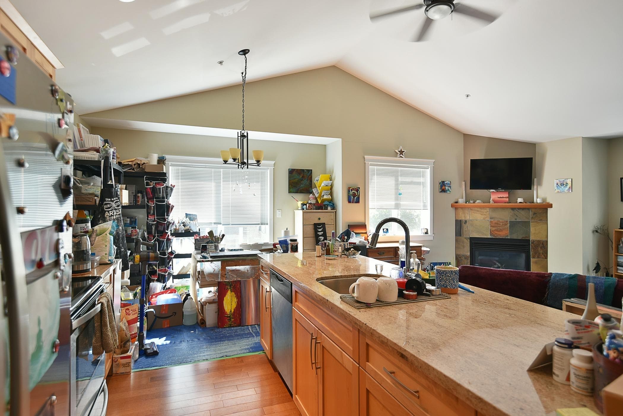 208 - 518 Shaw Road, Gibsons, V0N 1V8 — photo 5