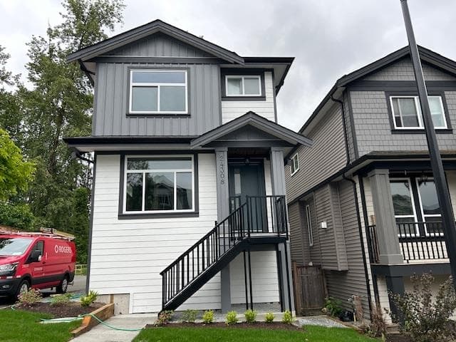 24308 101a Avenue, Maple Ridge, V2W 0A7 — photo 1