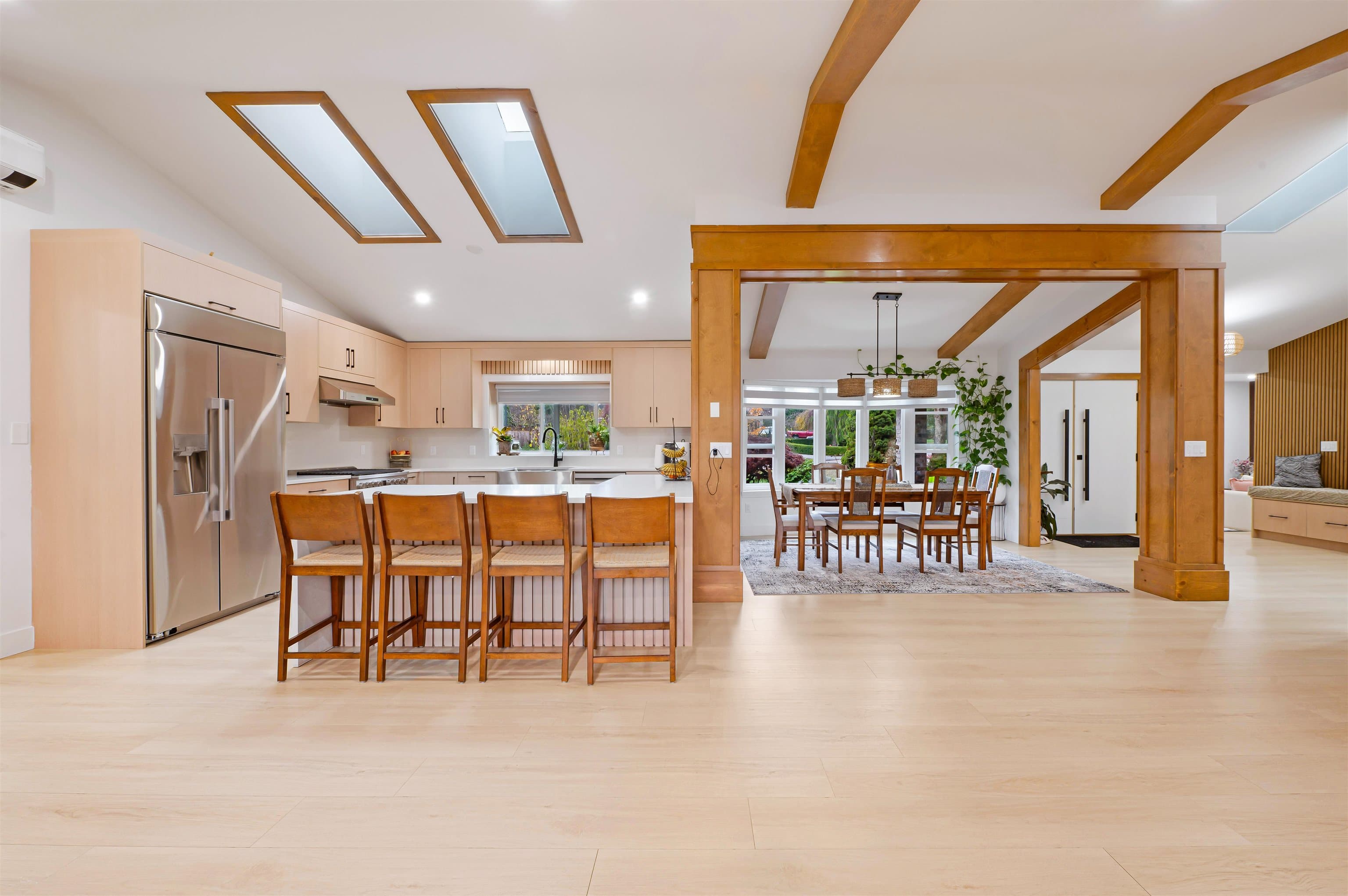 15435 Killarney Place, Surrey, V3S 7G9 — photo 5