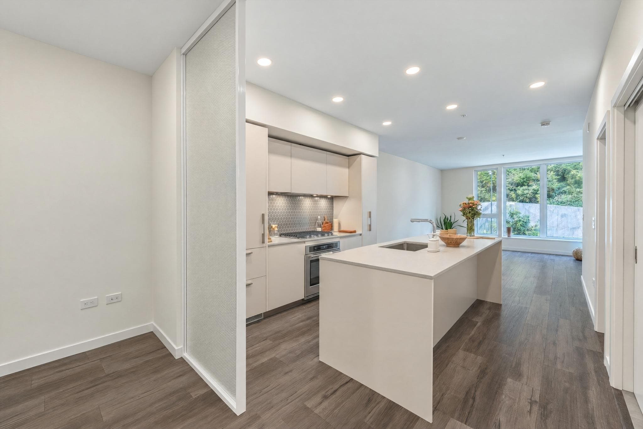 208 - 1506 Scott Crescent, Squamish, V8B 1G4 — photo 4