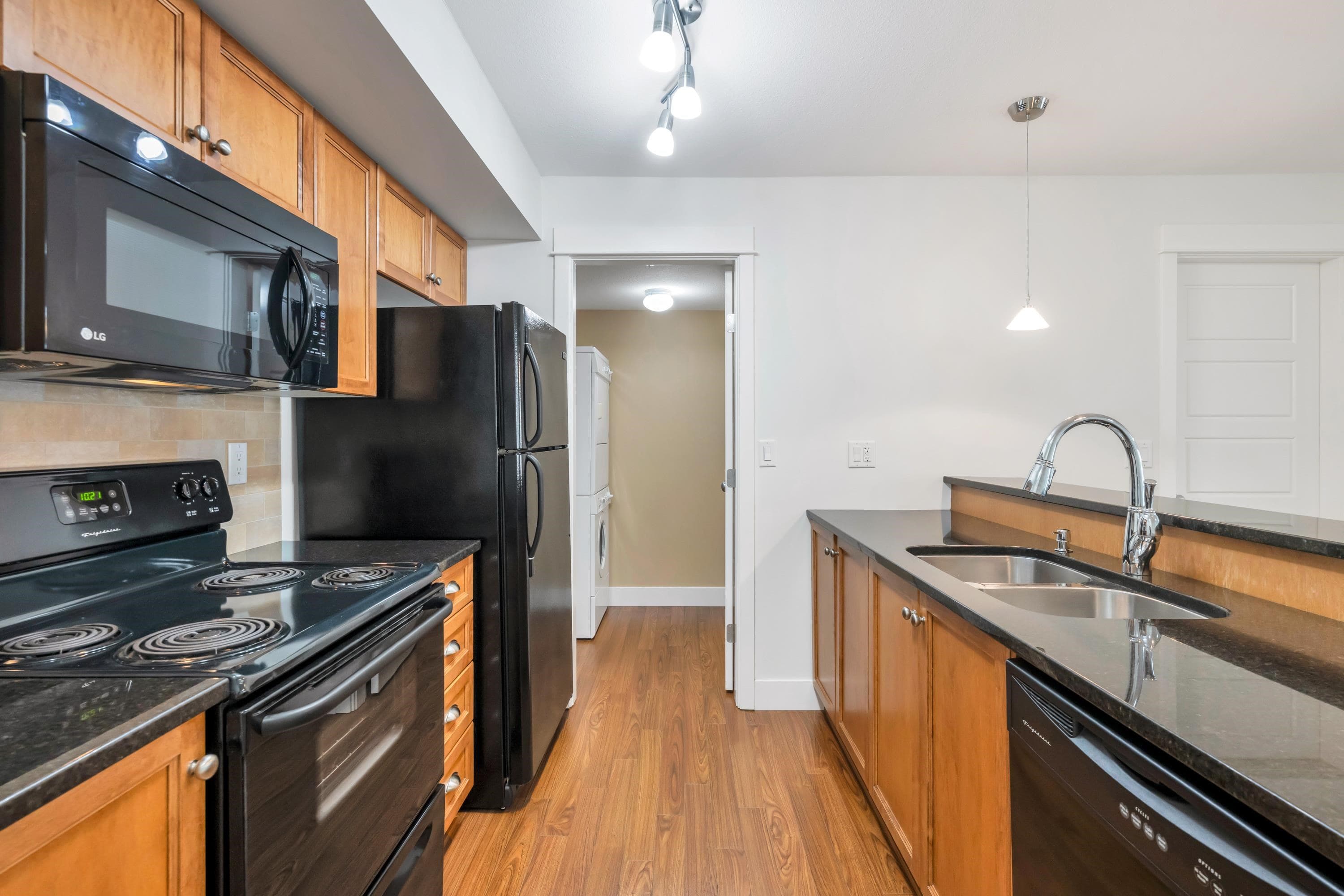 204 - 30525 Cardinal Avenue, Abbotsford, V2T 0A8 — photo 5