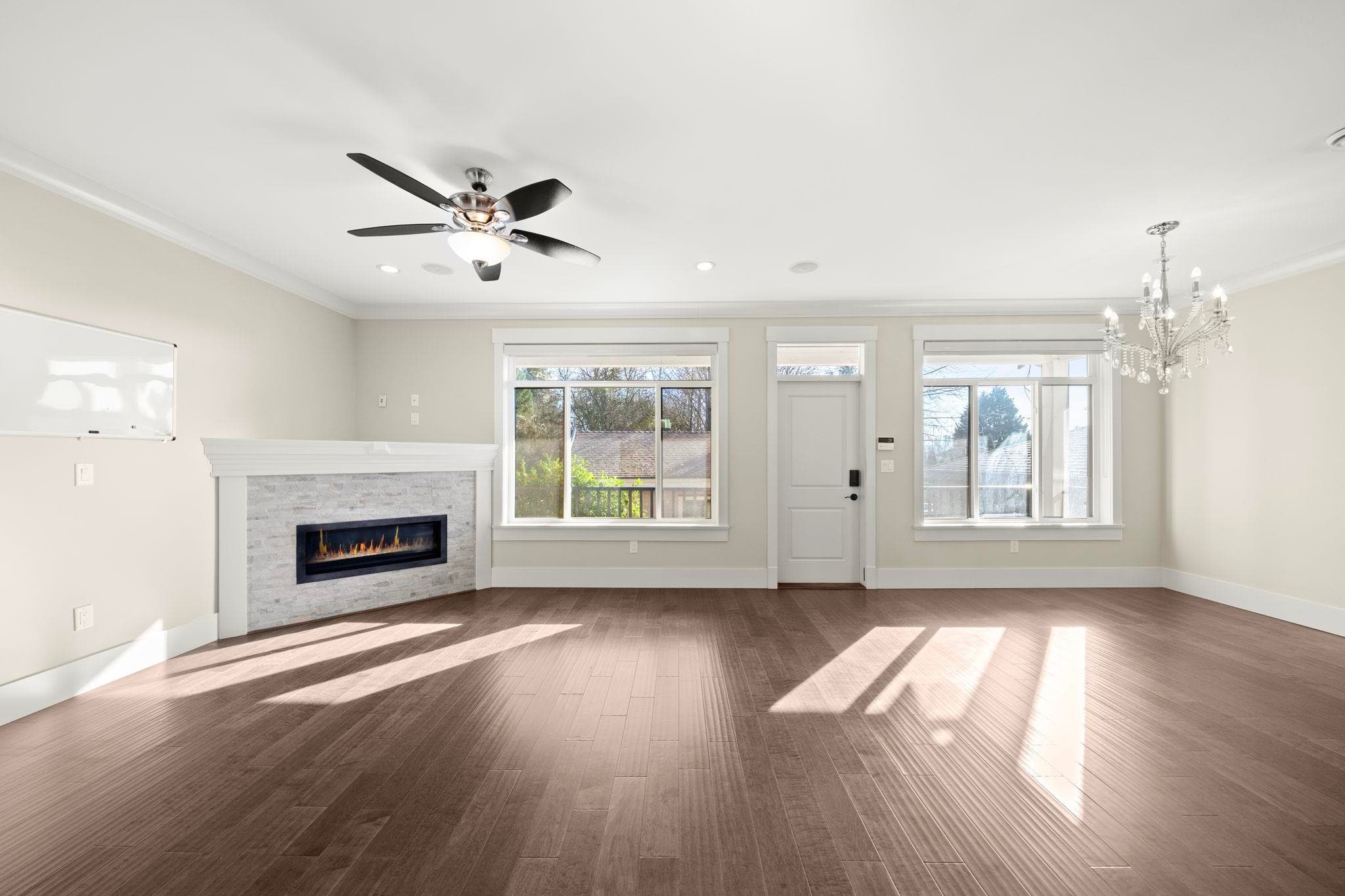 7028 Broadway, Burnaby, V5A 1R8 — photo 5