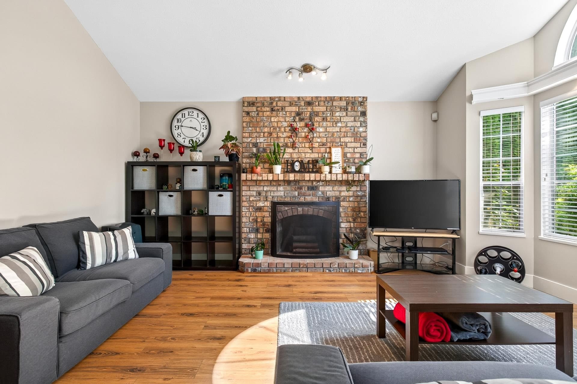 15733 98a Avenue, Surrey, V4N 2V7 — photo 5