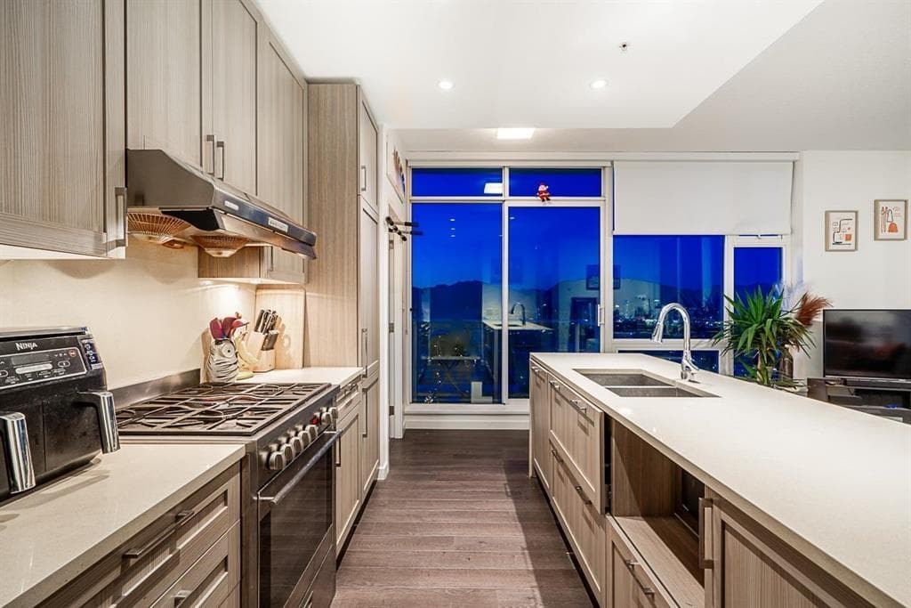 3602 - 5665 Boundary Road, Burnaby, V5R 0E4 — photo 4