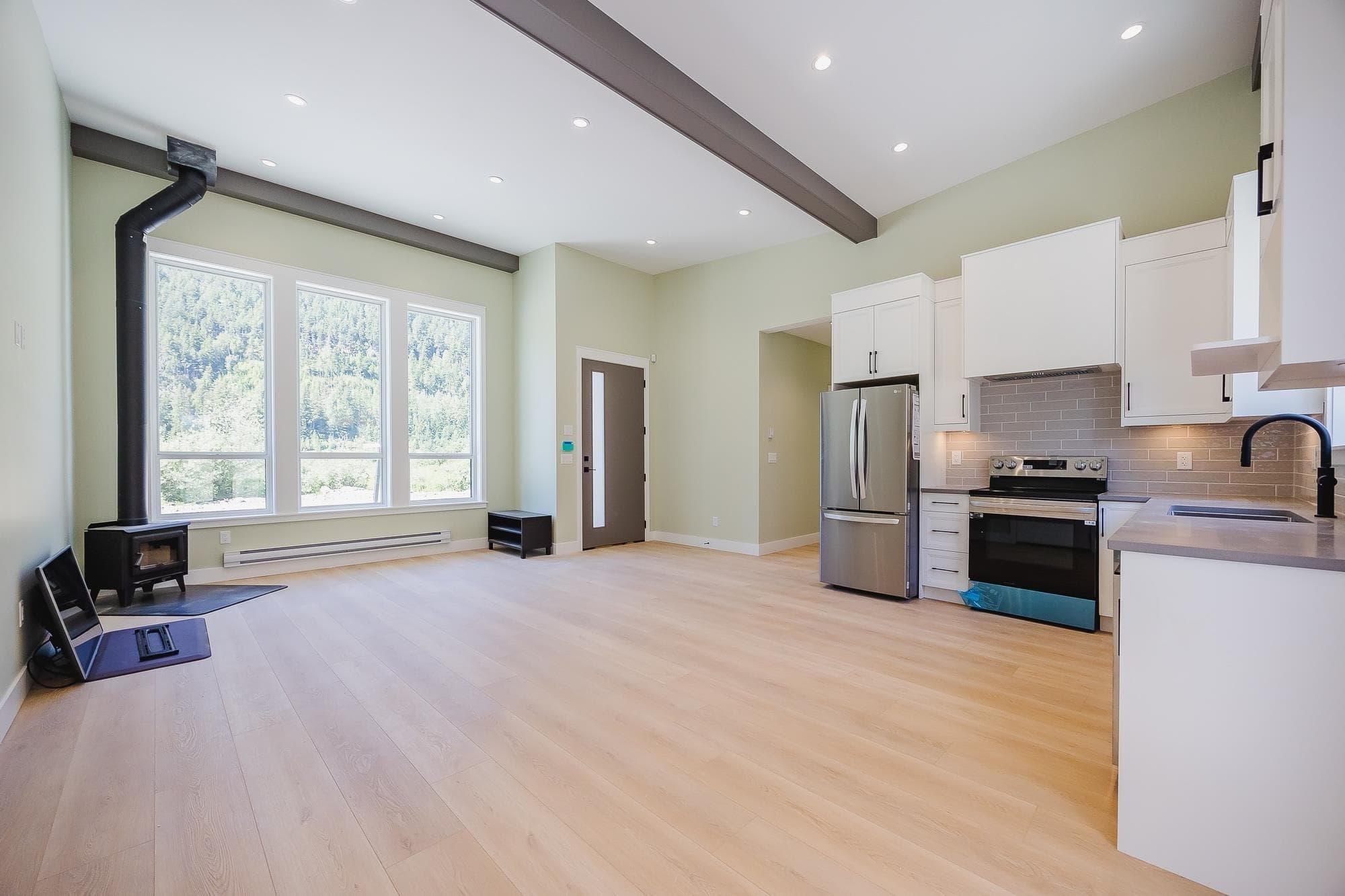 HG 187 - 71358 Grove Place, Hope, V0X 1L5 — photo 3