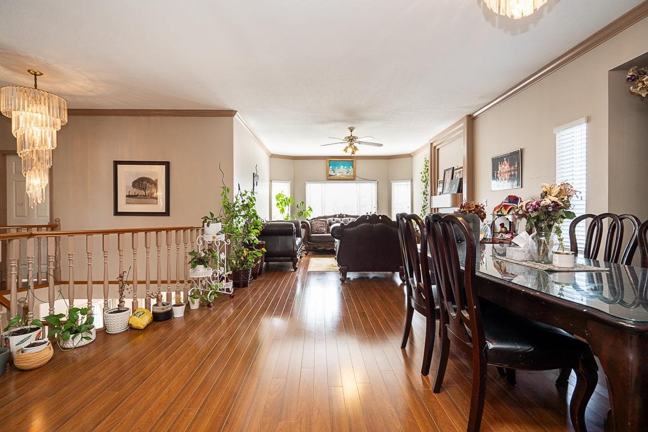 319 Lawrence Street, New Westminster, V3M 5L3 — photo 3