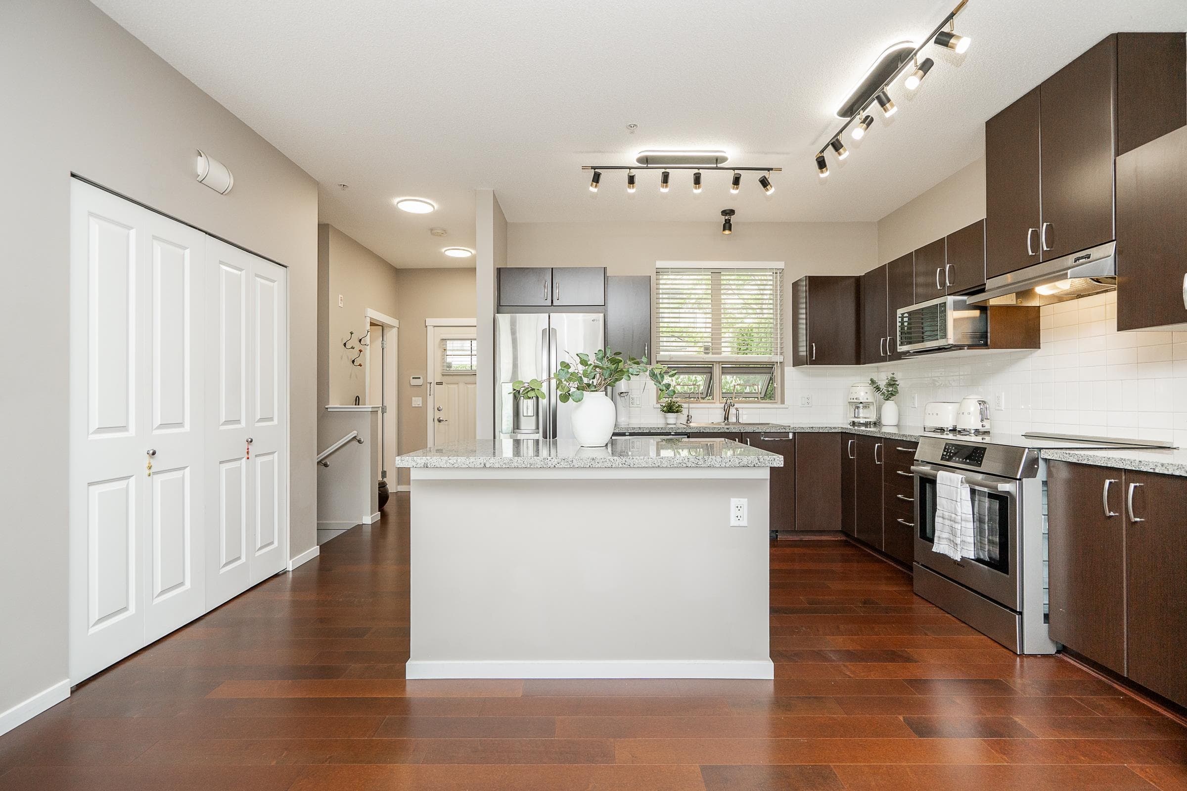 6 - 3138 Dayanee Springs Boulevard, Coquitlam, V3E 0B6 — photo 3