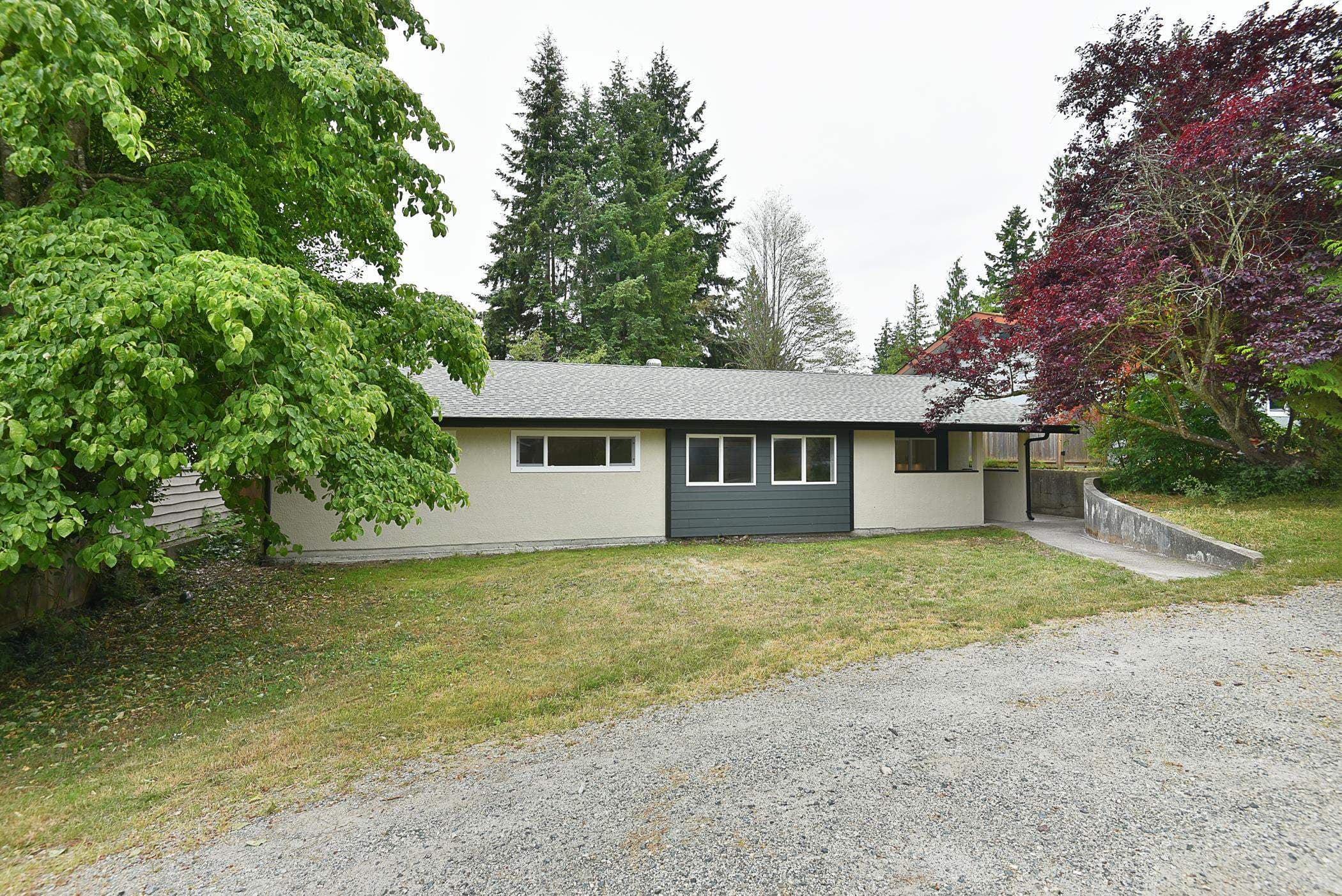 5787 Ebbtide Street, Sechelt, V0N 0B7 — photo 3