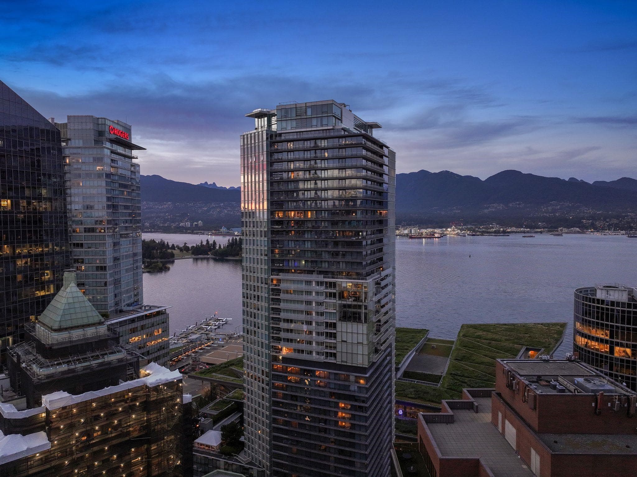 3804 - 1011 W Cordova Street, Vancouver, V6C 0B2 — photo 1